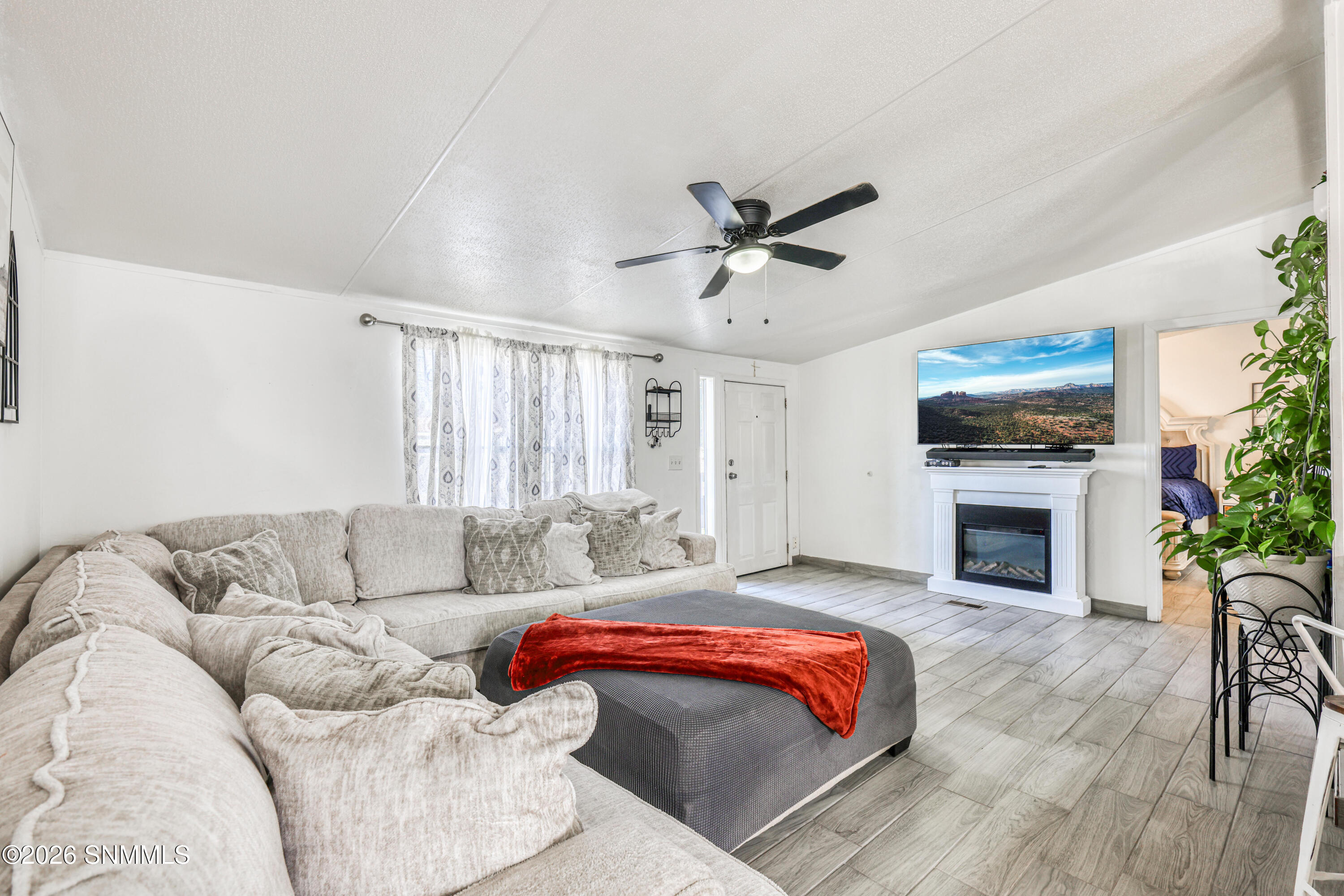 2529 Waltz Lane Property Photo 12