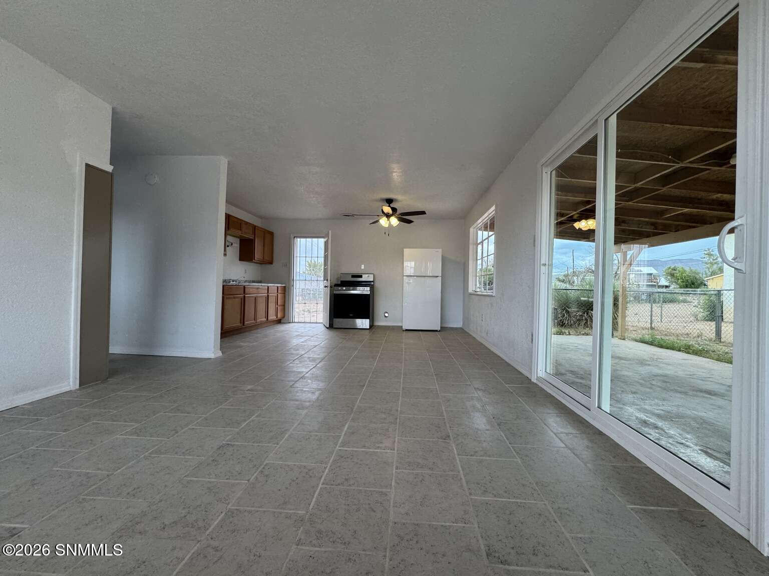 605 Brookdale Drive Property Photo 3