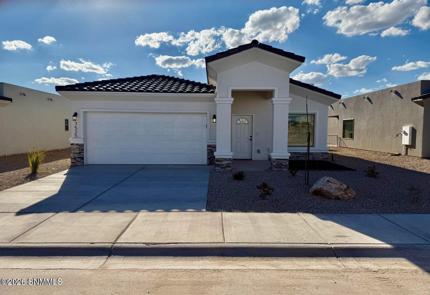 7525 Clarion Way Property Photo 1