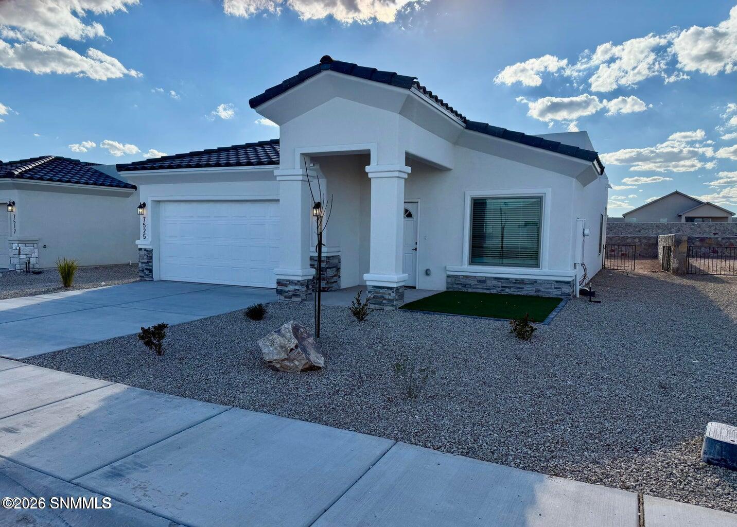 7525 Clarion Way Property Photo 3