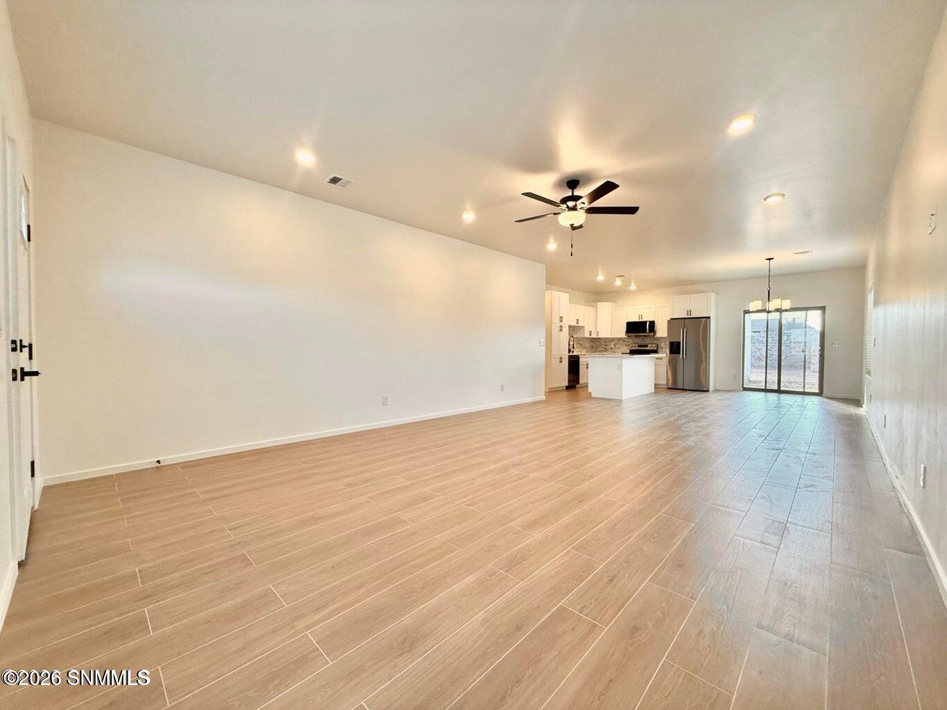 7525 Clarion Way Property Photo 5