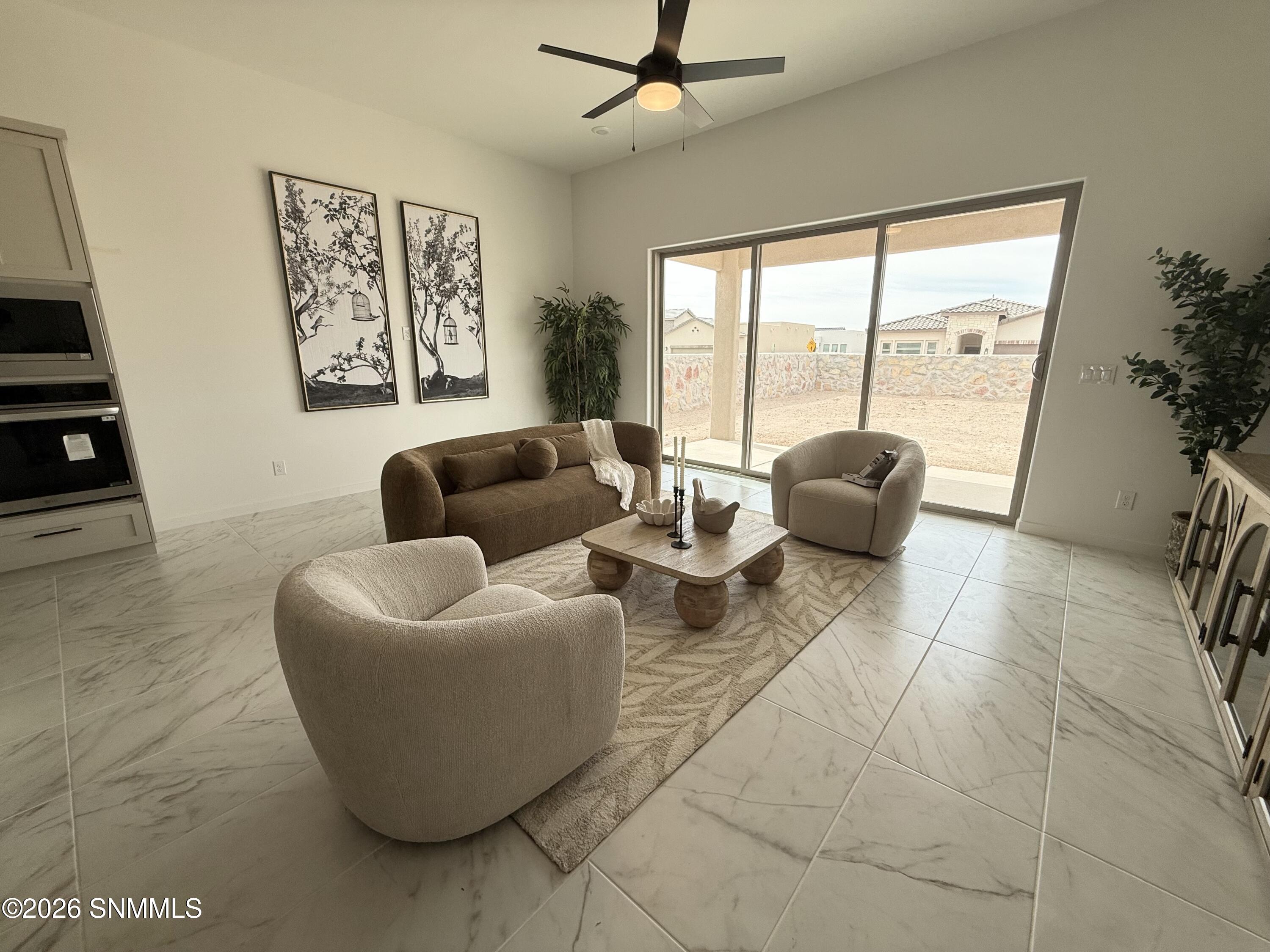 3724 Daybreak Street Property Photo 4