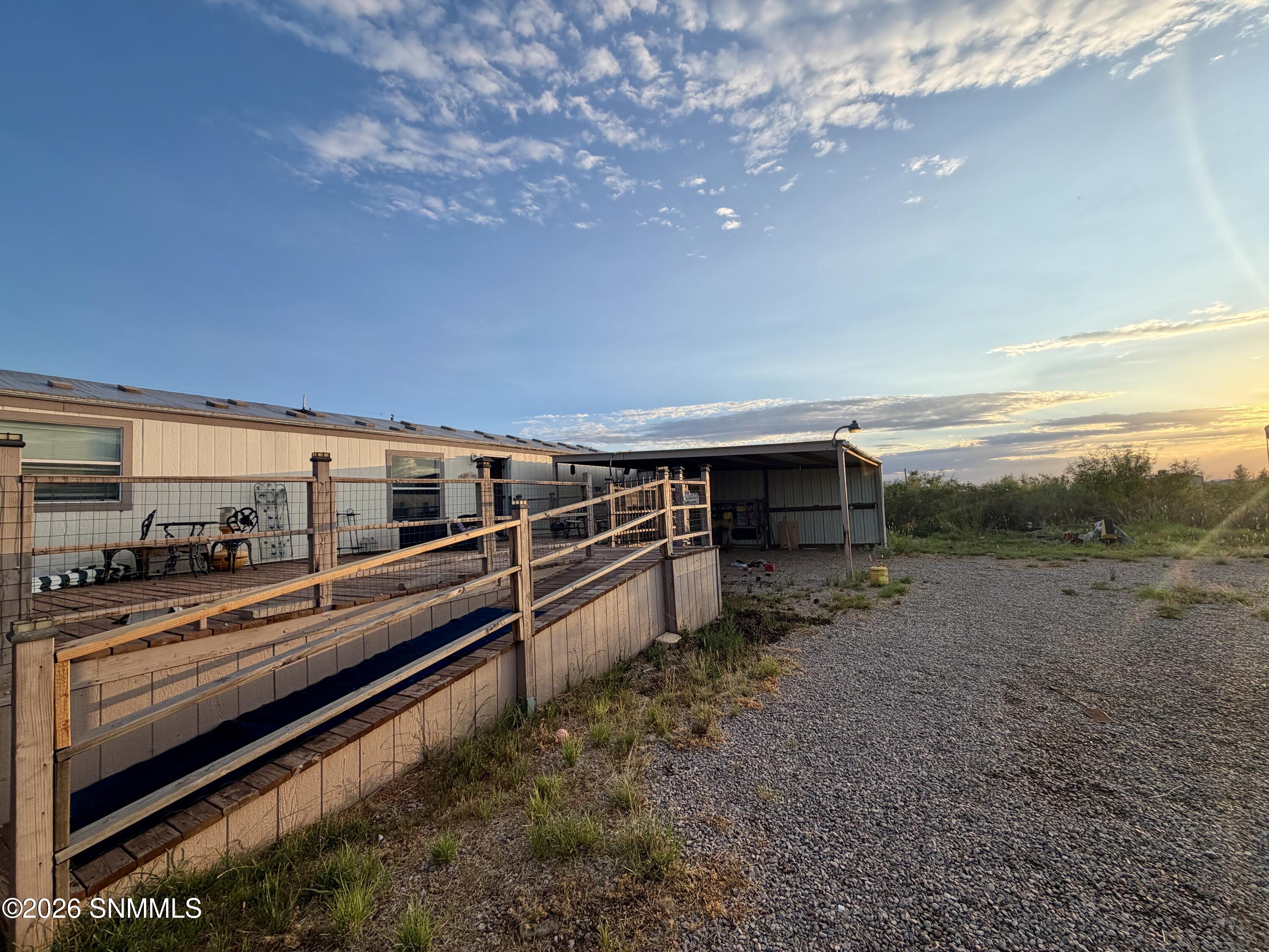 102 Desert Road Property Photo 1