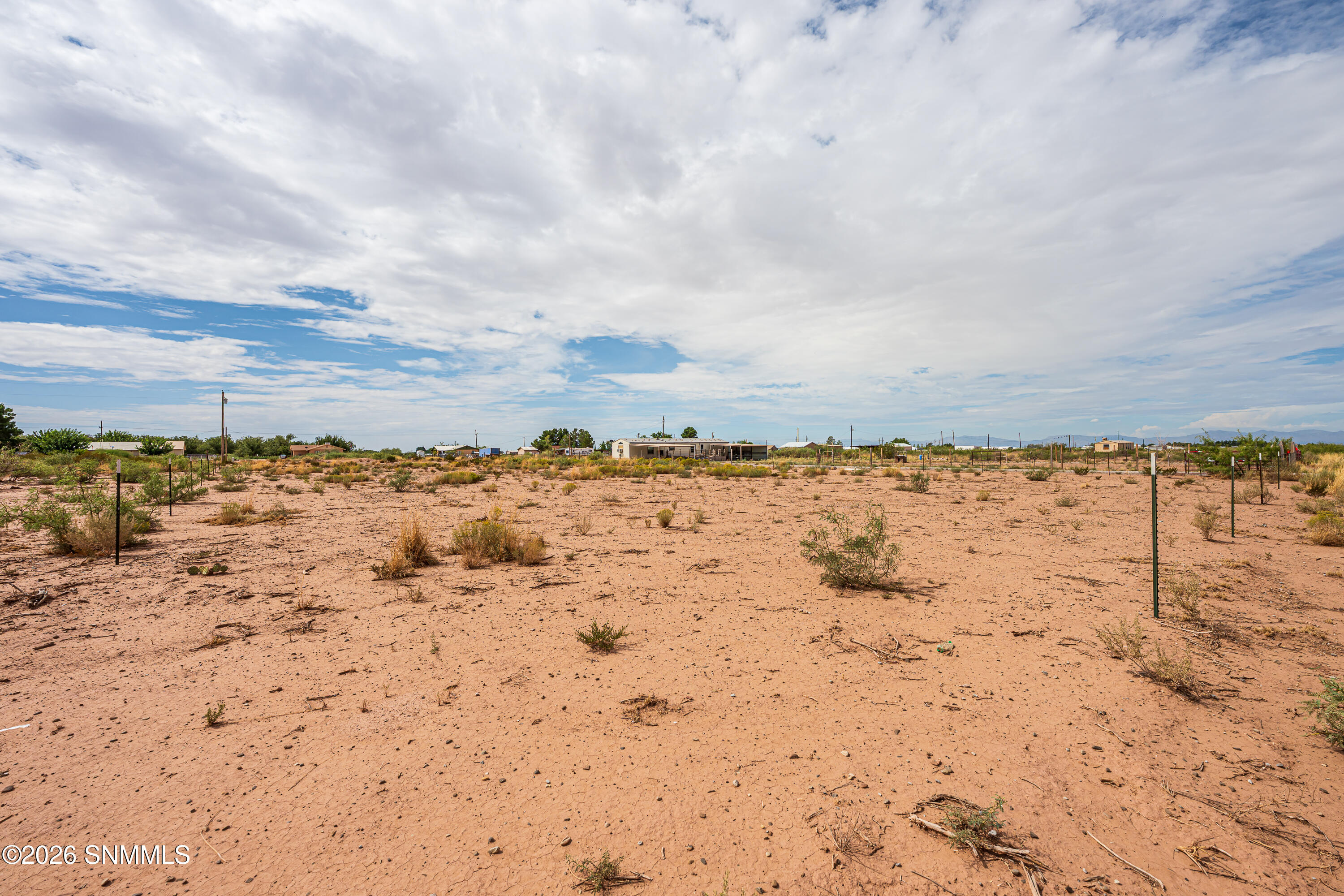 102 Desert Road Property Photo 5
