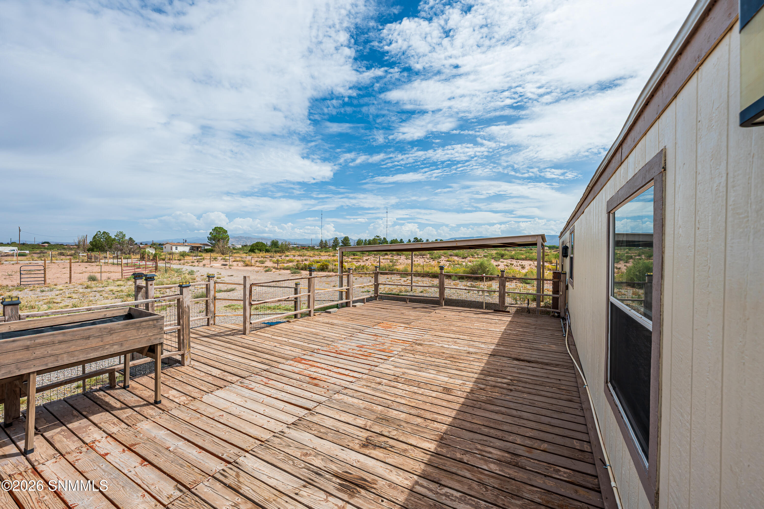 102 Desert Road Property Photo 12