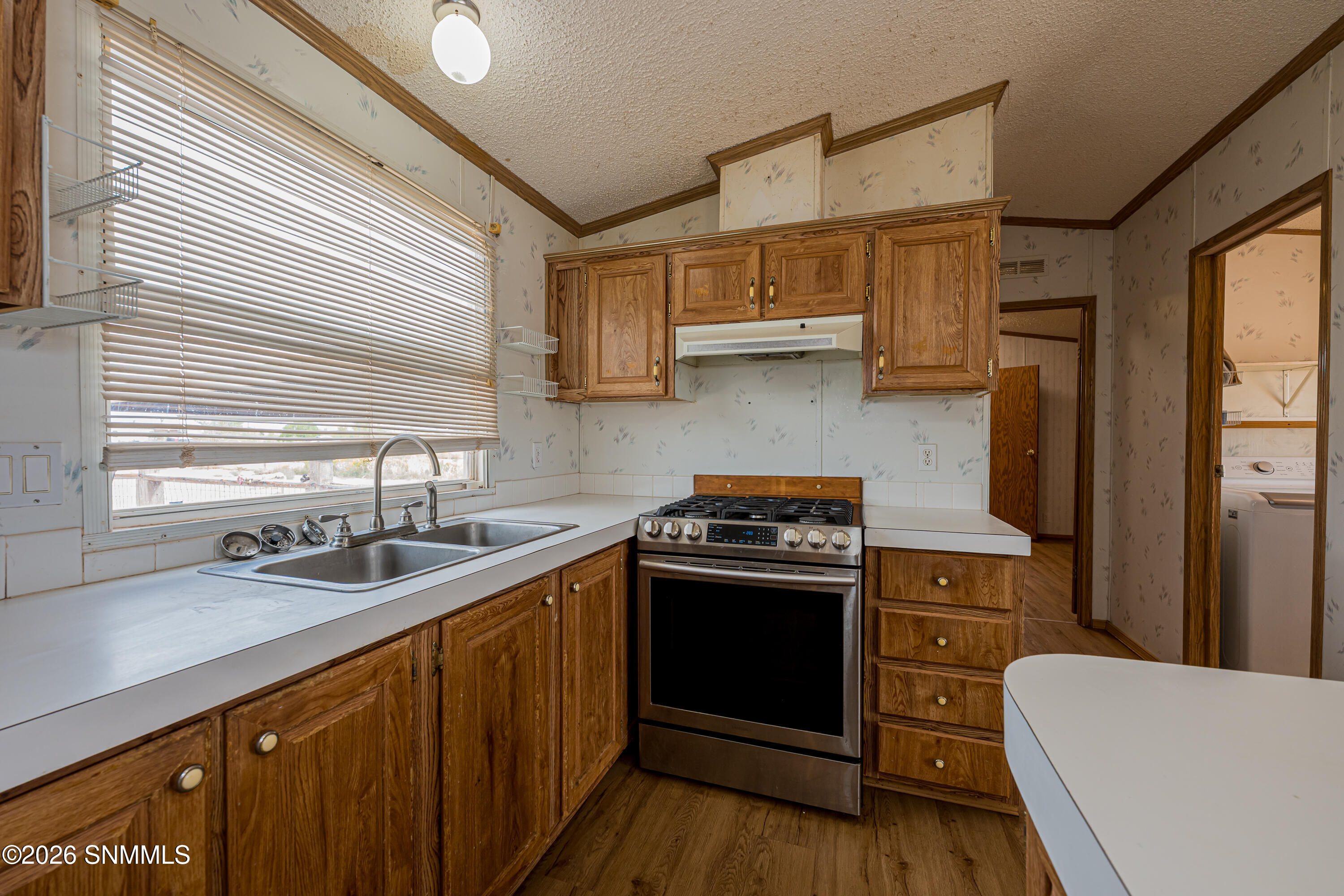 102 Desert Road Property Photo 22