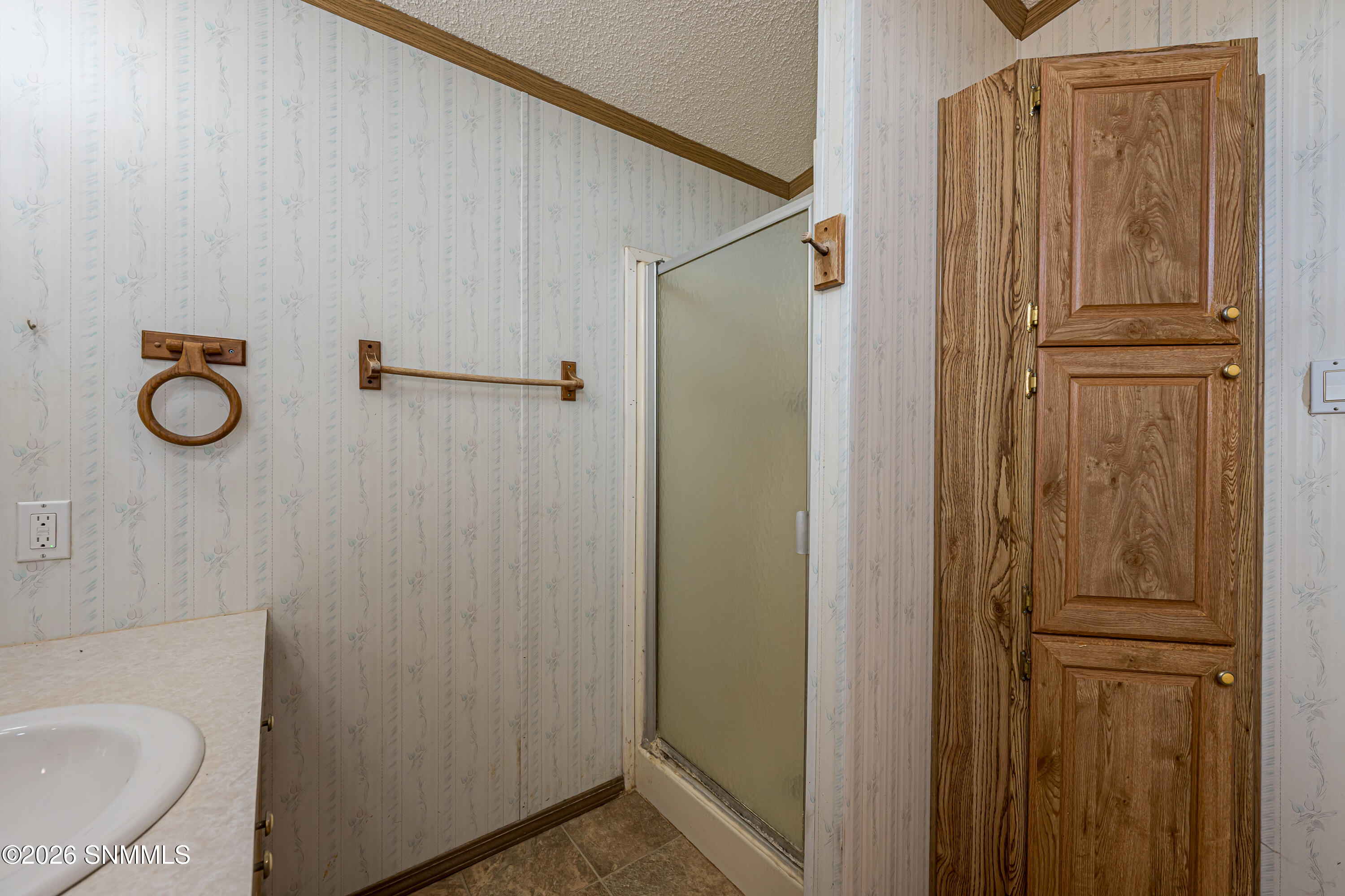 102 Desert Road Property Photo 32