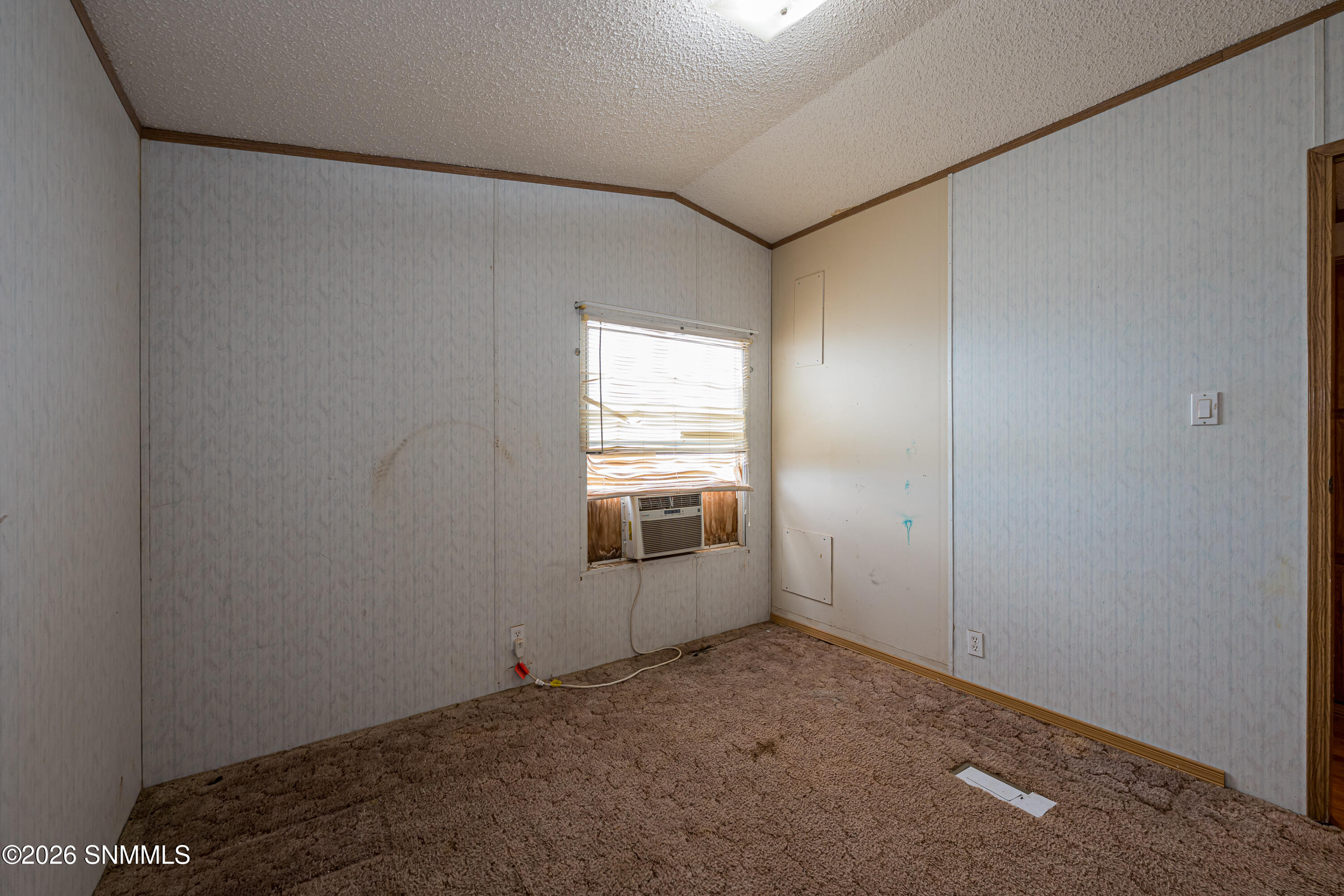 102 Desert Road Property Photo 39