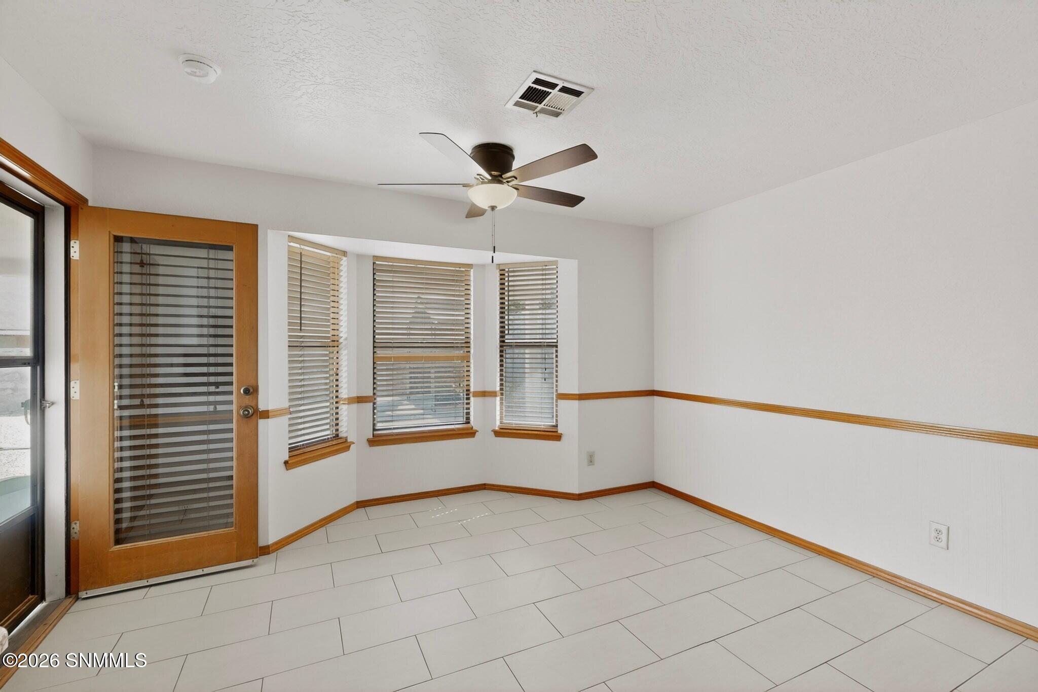 711 Windmill Drive Property Photo 10