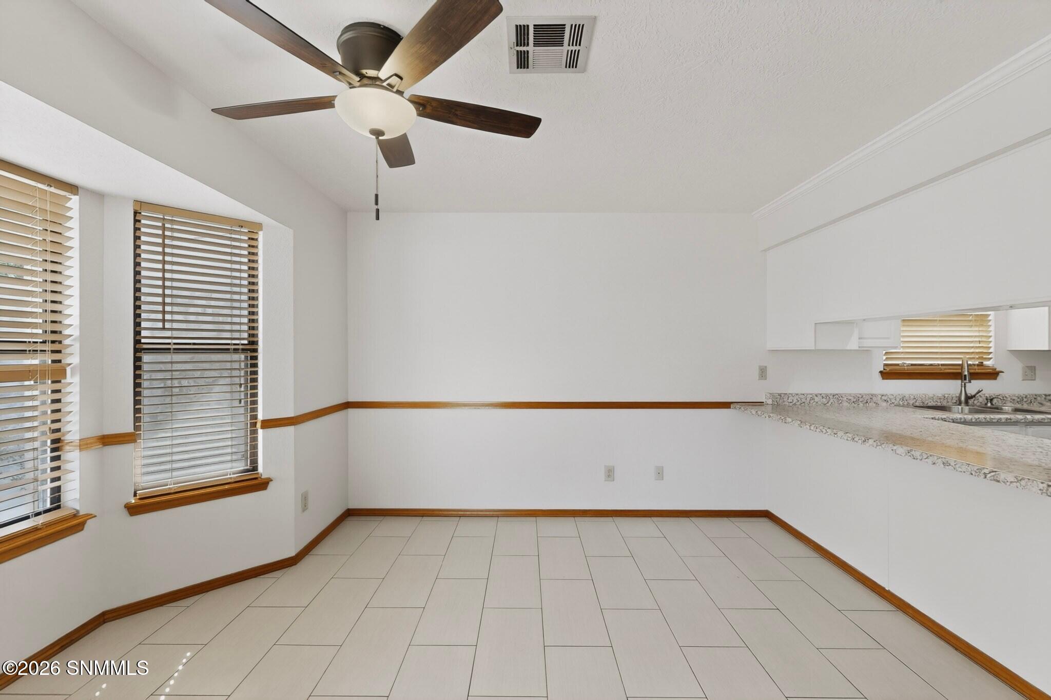 711 Windmill Drive Property Photo 11