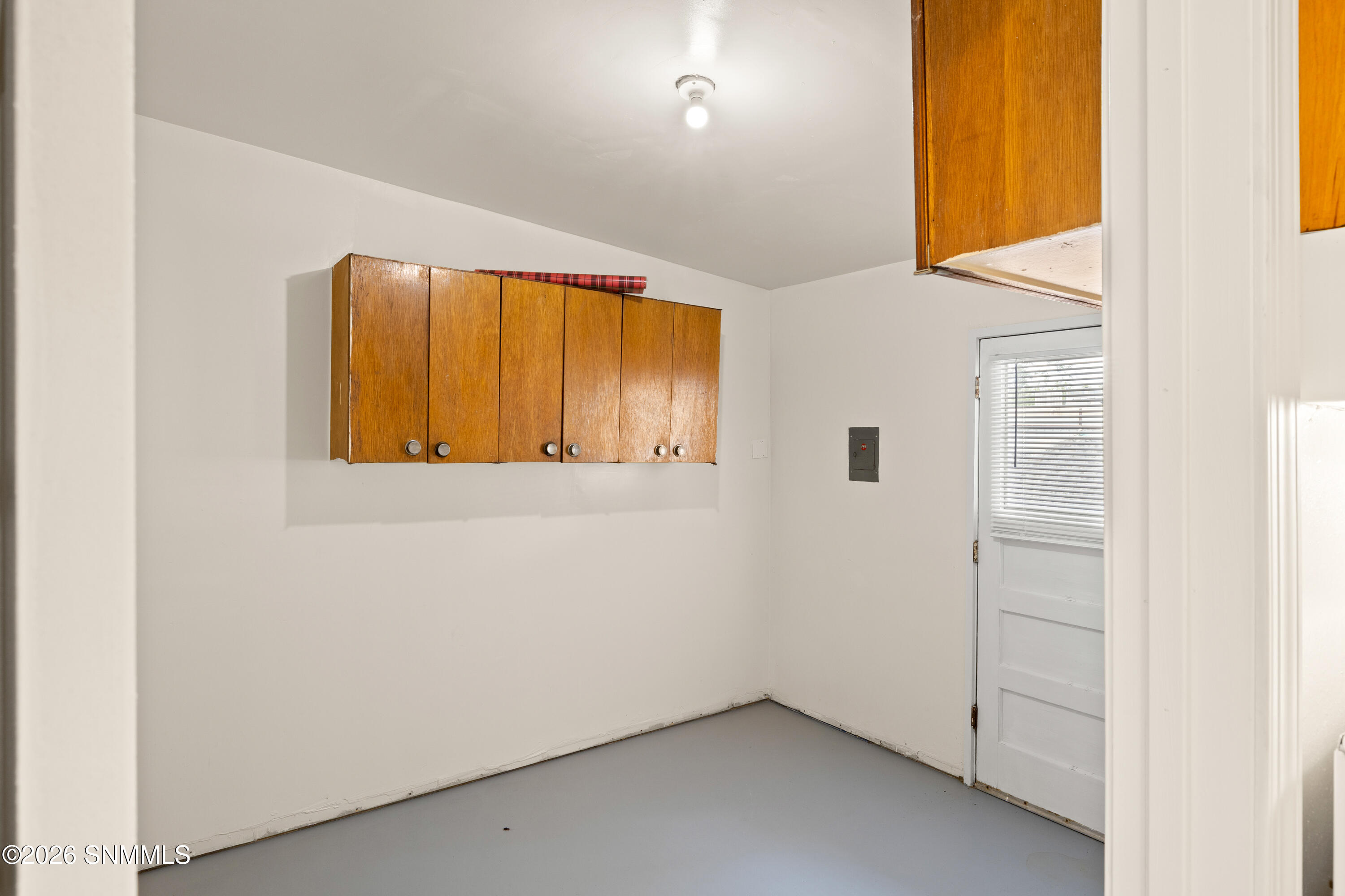2117 Skyway Drive Property Photo 11