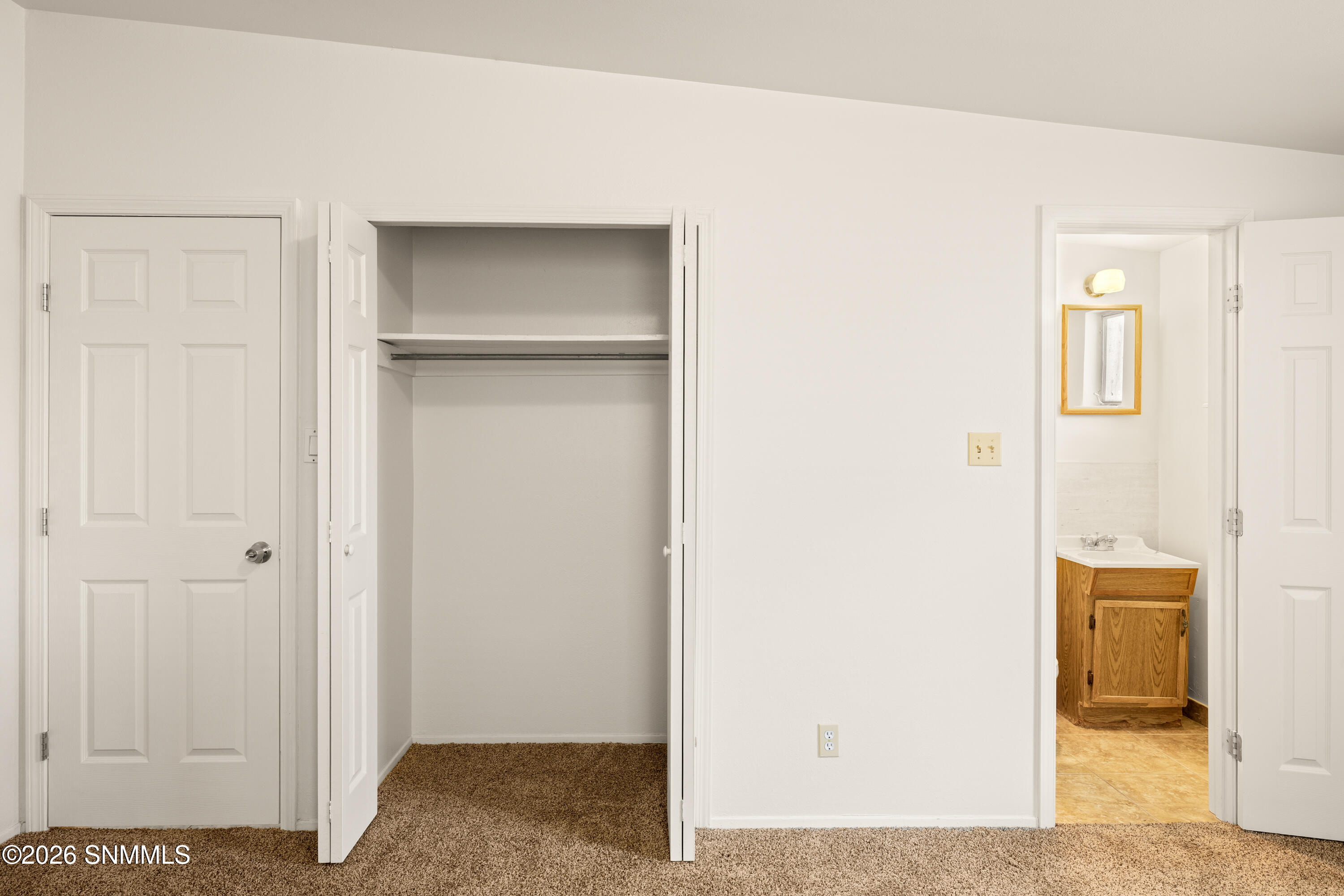 2117 Skyway Drive Property Photo 27