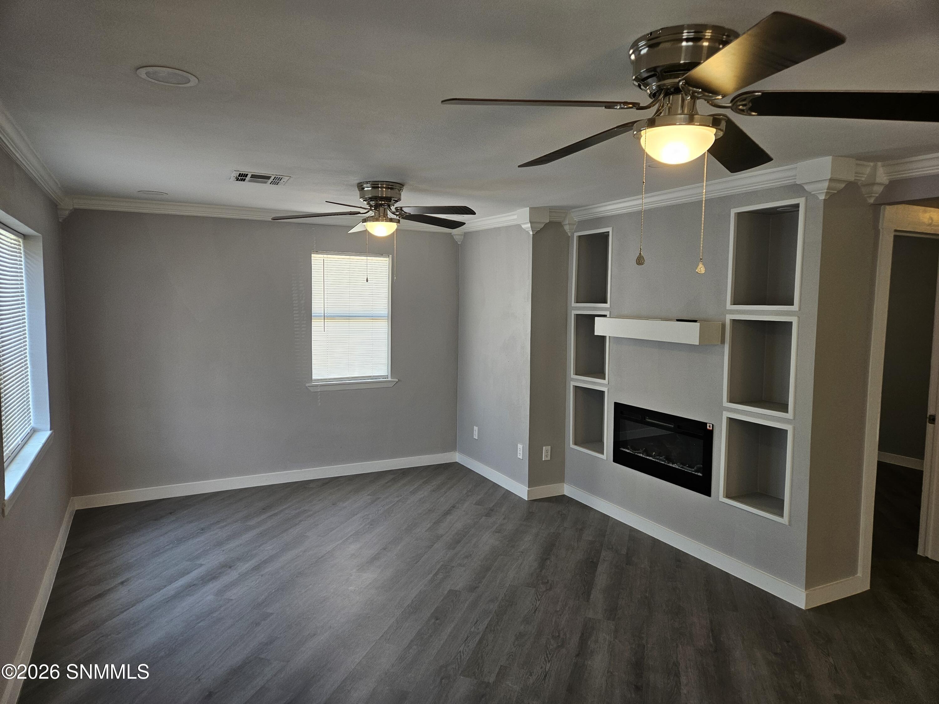 1212 Douglas Drive Property Photo 8