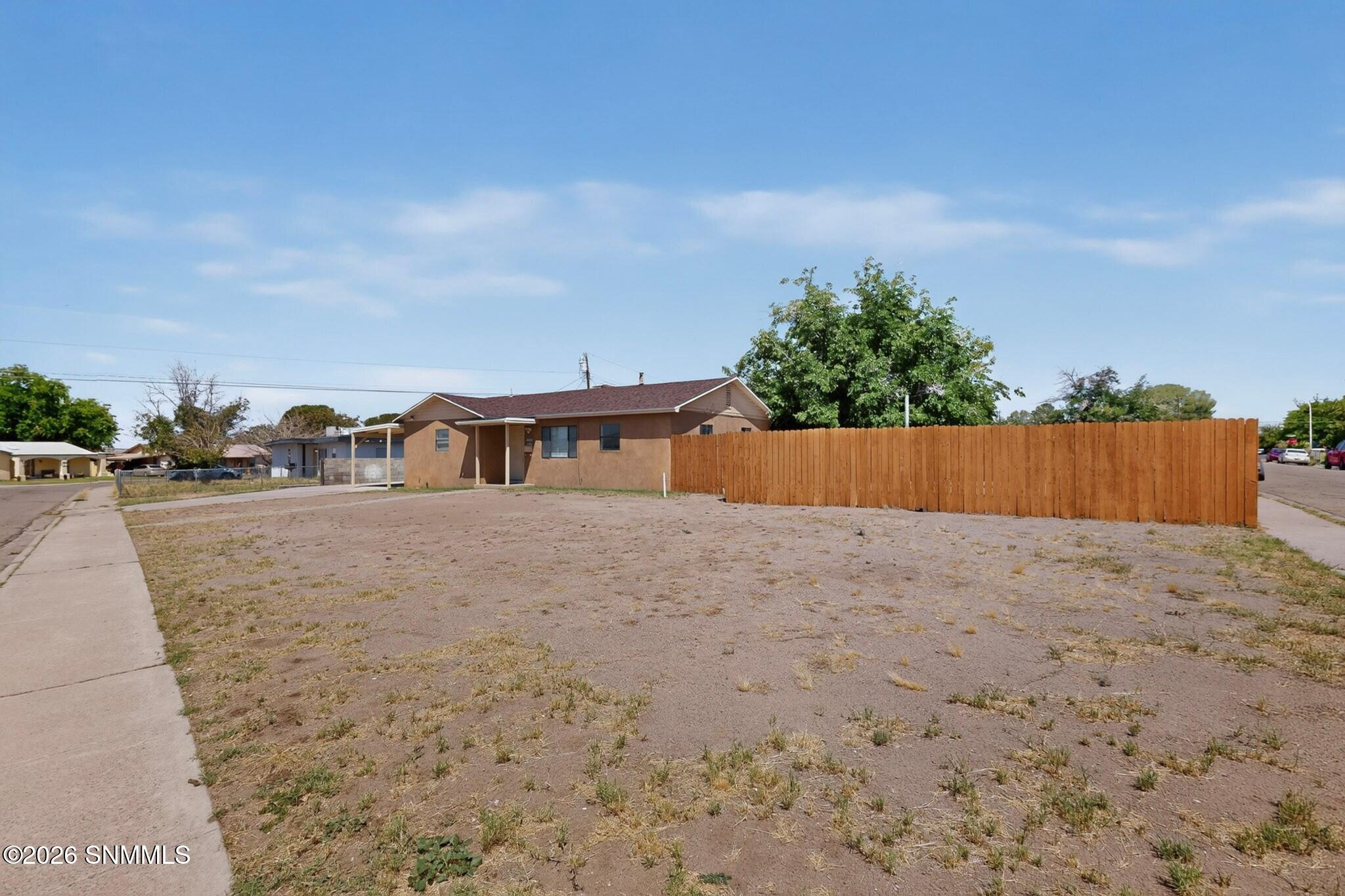 1765 Hamiel Drive Property Photo 3
