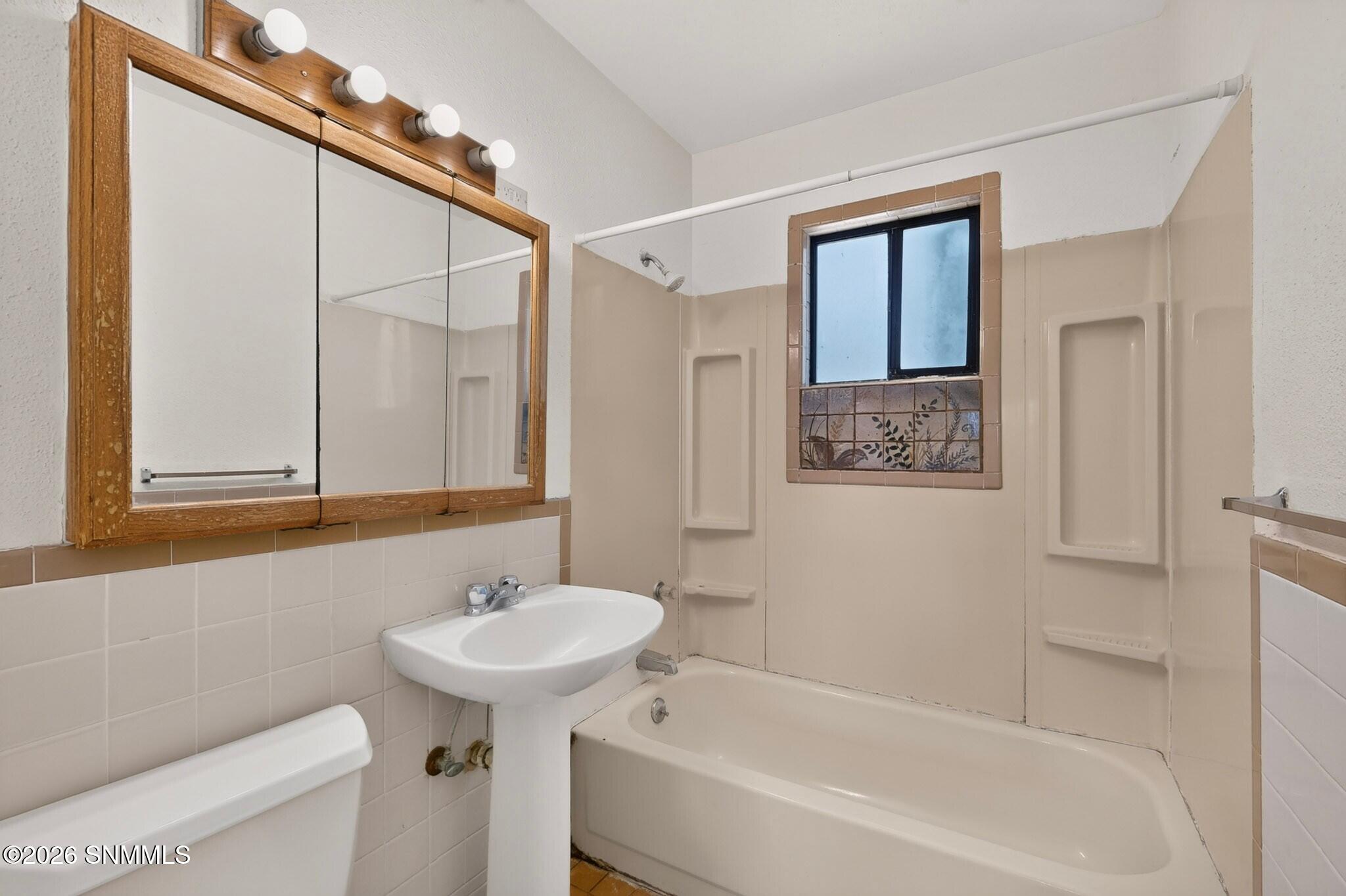 1765 Hamiel Drive Property Photo 28