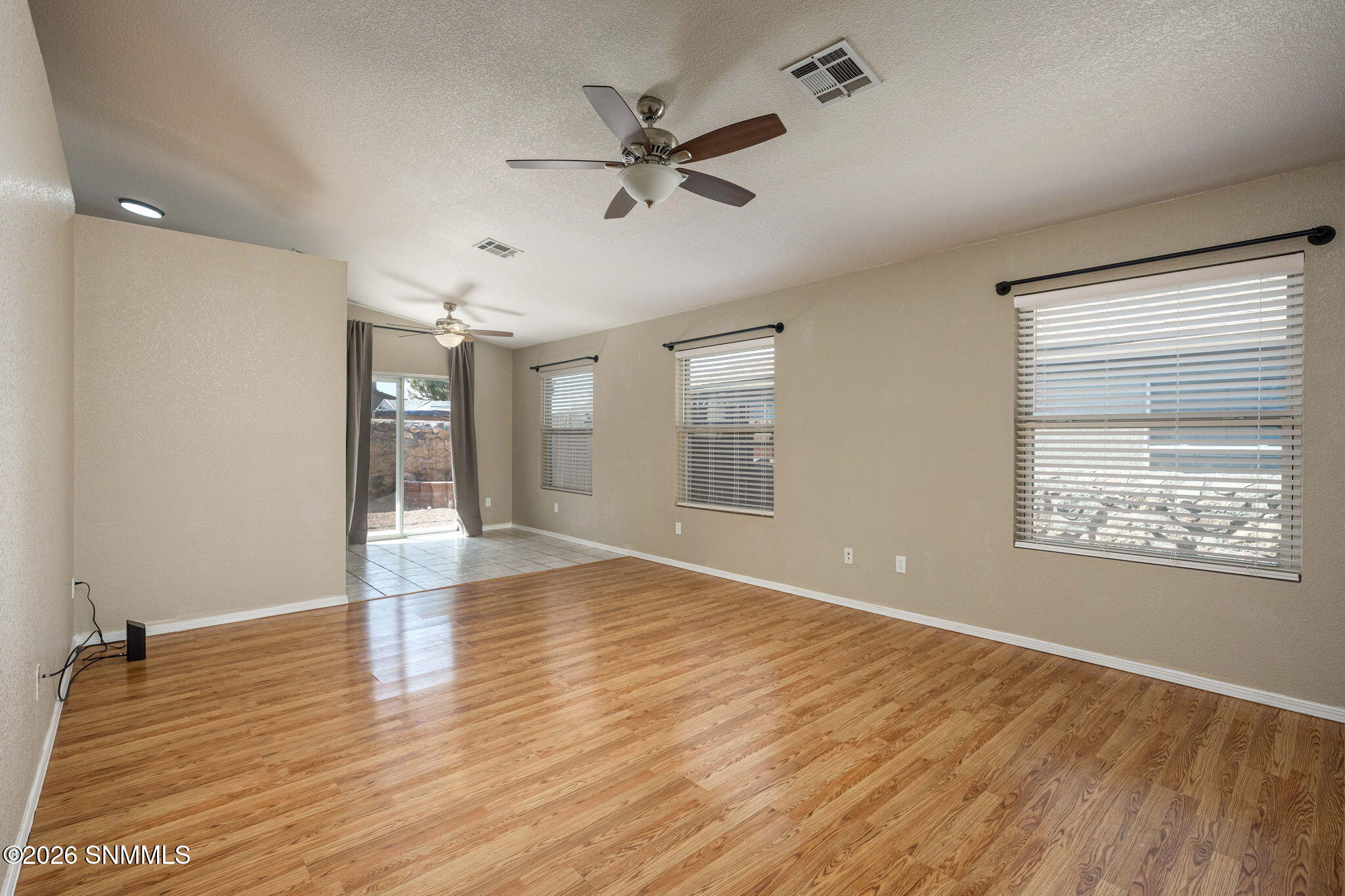 3733 Stoneway Road Property Photo 9