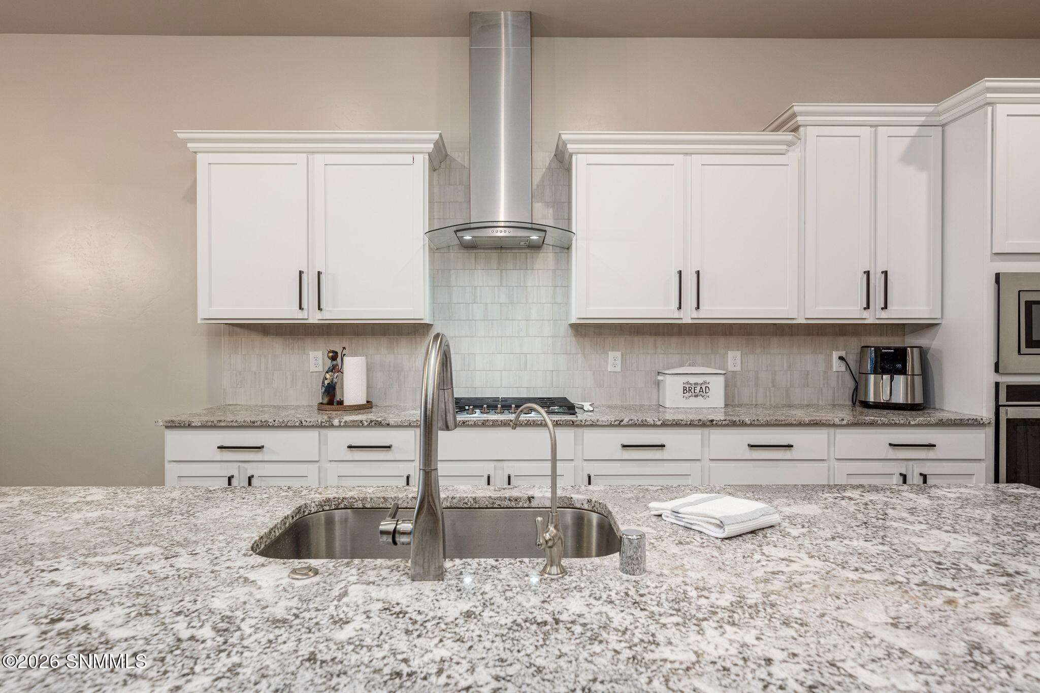 2632 E Springs Road Property Photo 14