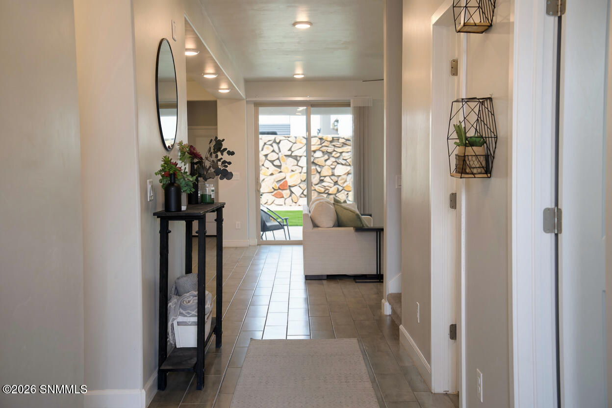 4495 Red Mountain Circle Property Photo 5