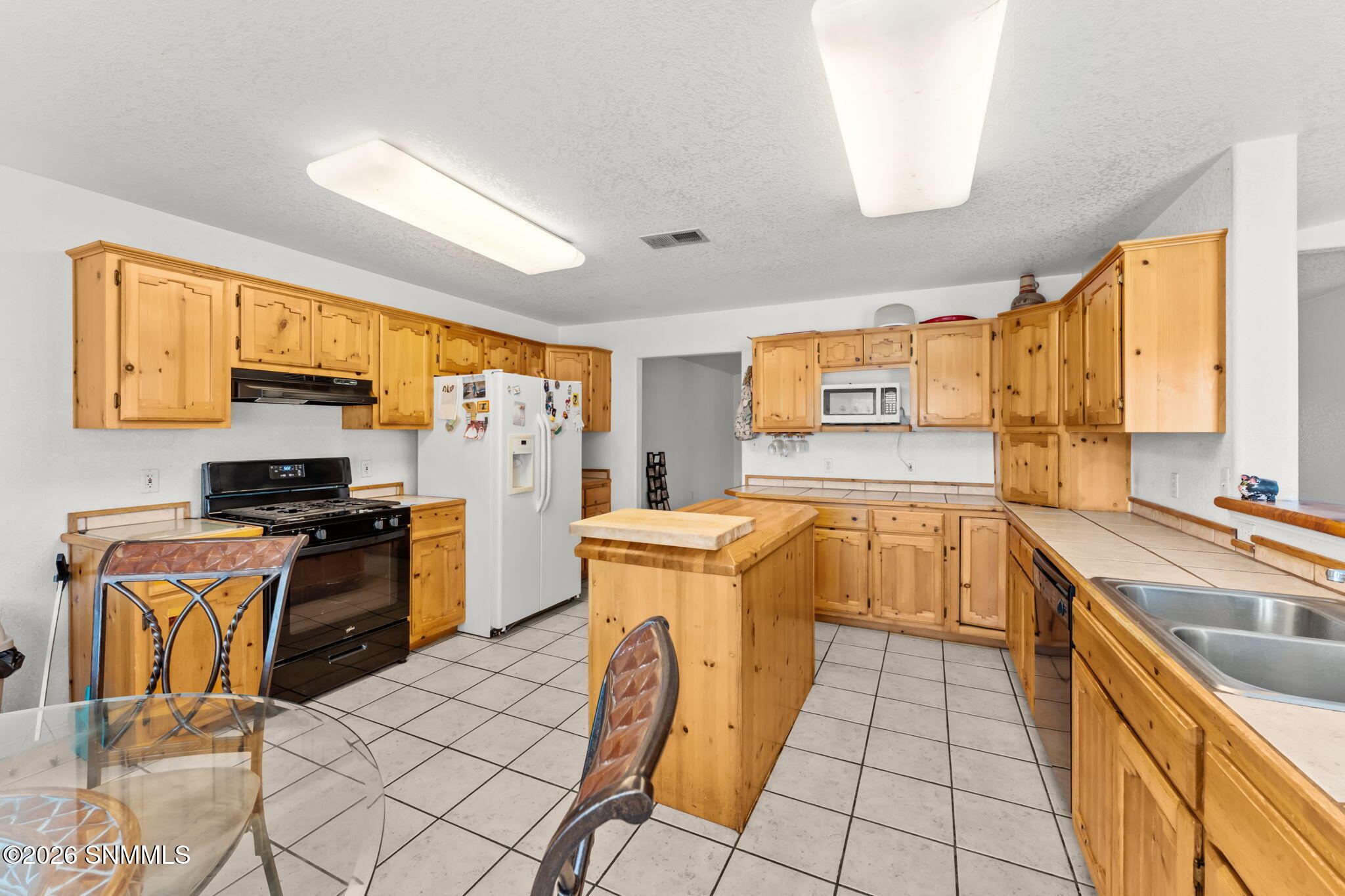 1021 La Quinta Street Property Photo 18