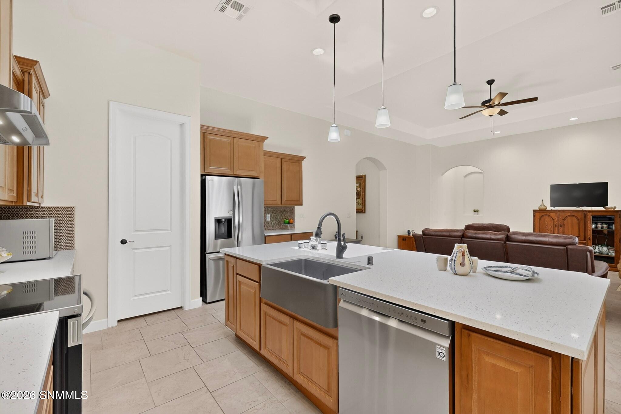 3030 Don Buck Drive Property Photo 12