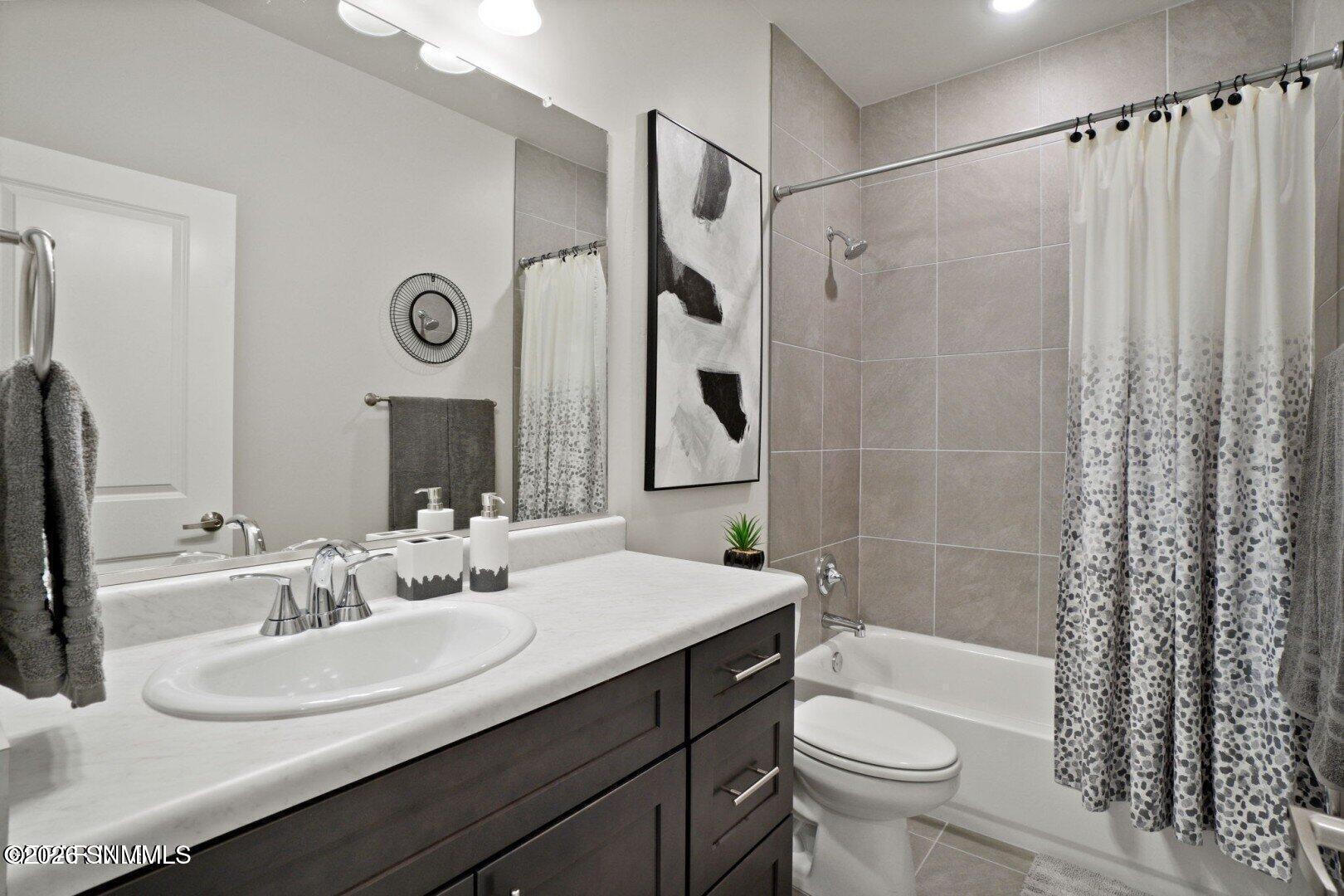 194 Lydia Street Property Photo 7