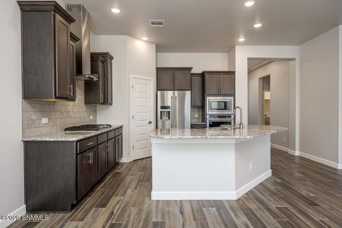 6836 Cassini Avenue Property Photo 15
