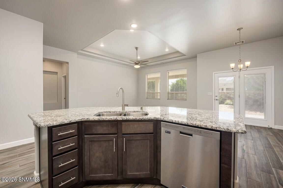 6836 Cassini Avenue Property Photo 18