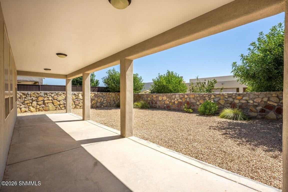 6836 Cassini Avenue Property Photo 38