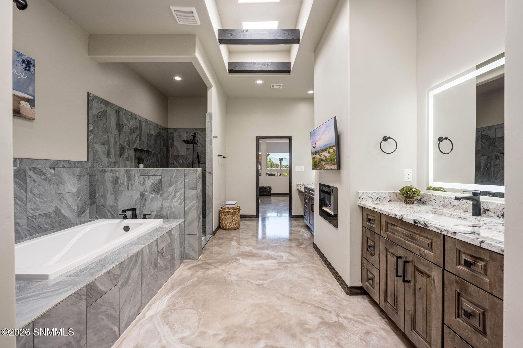 4051 Santa Elena Place Property Photo 33