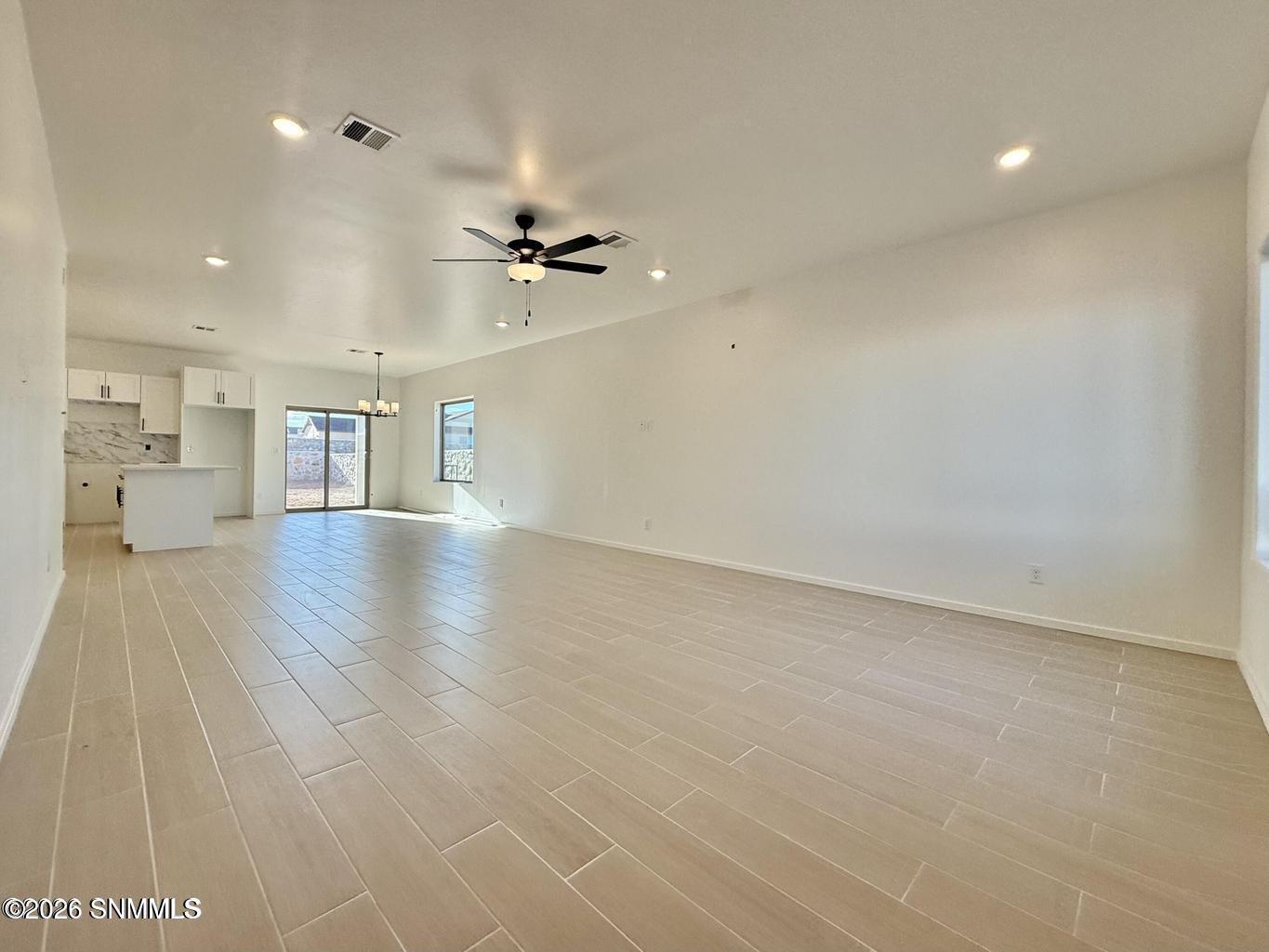 7589 Clarion Way Property Photo 3