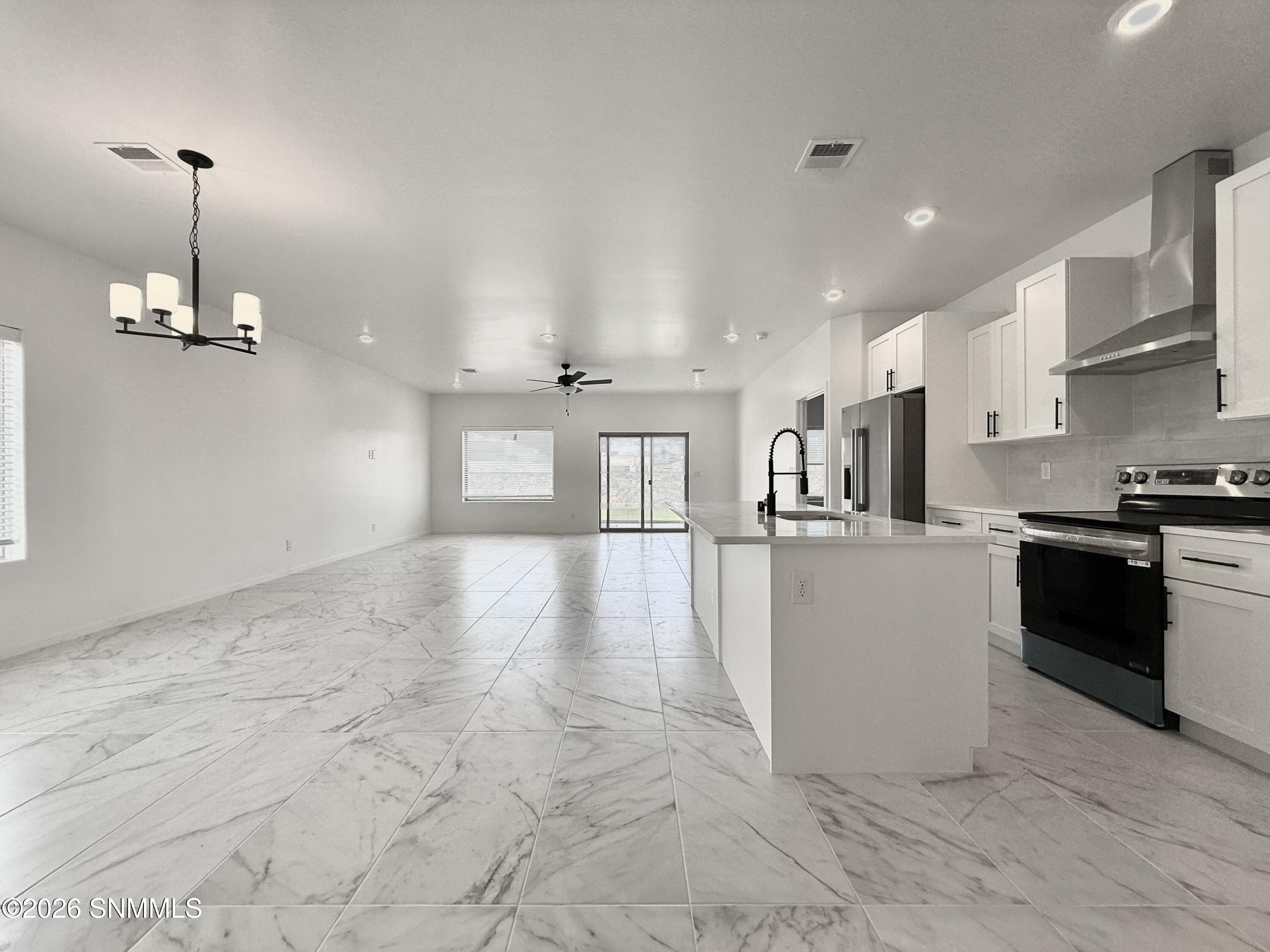 7557 Clarion Way Property Photo 10