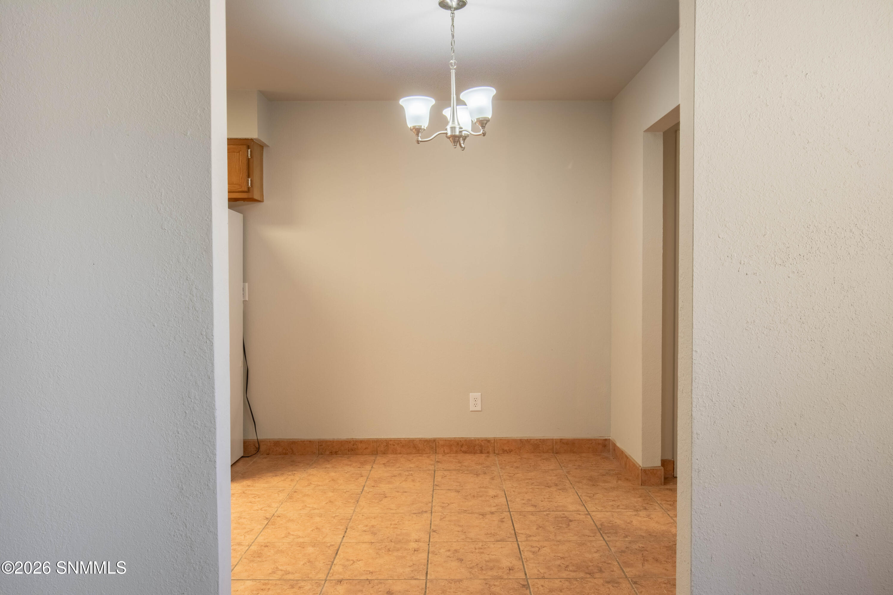 1352 S Esperanza Street Property Photo 11
