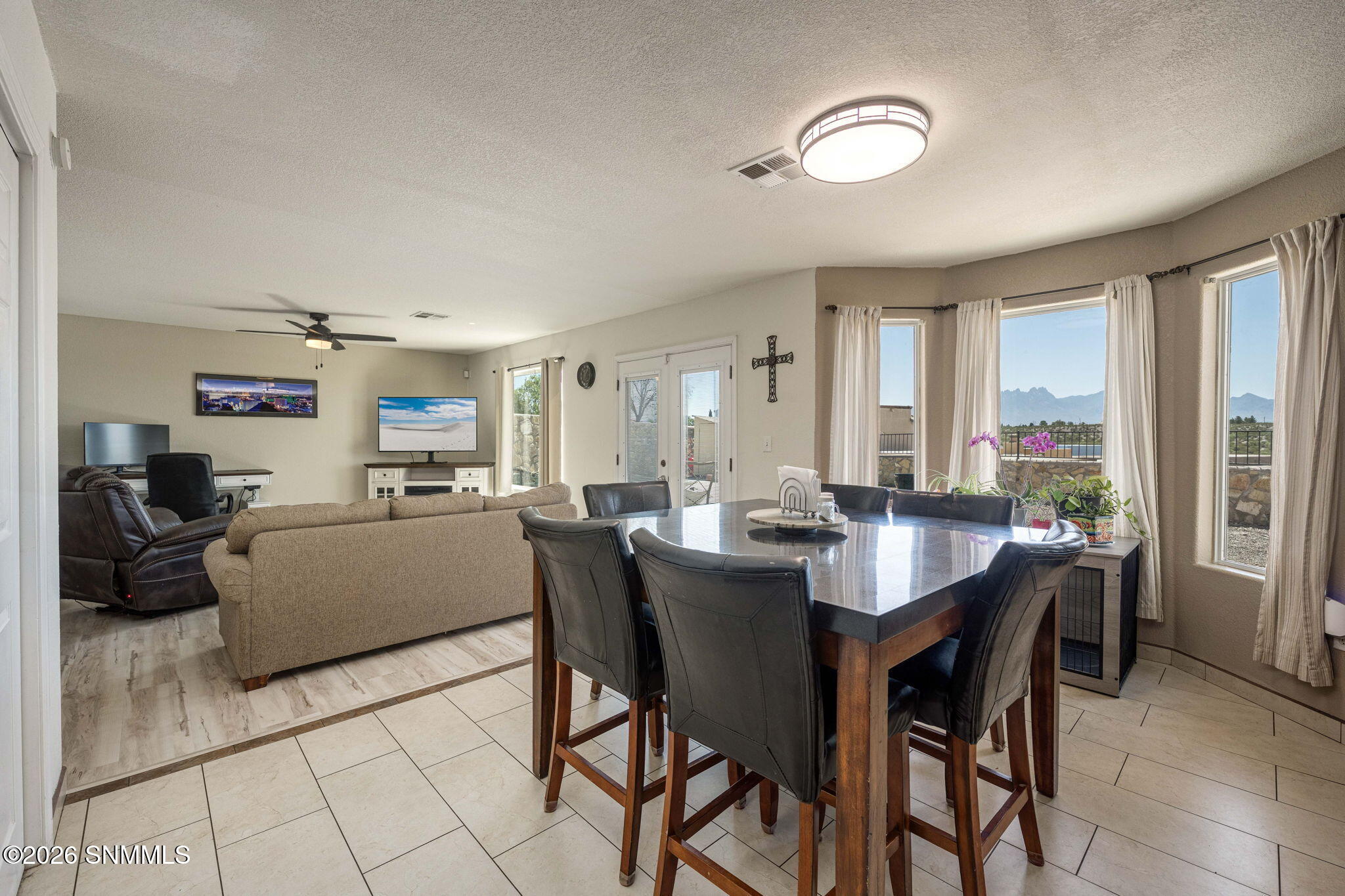 3748 Piedras Negras Drive Property Photo 8