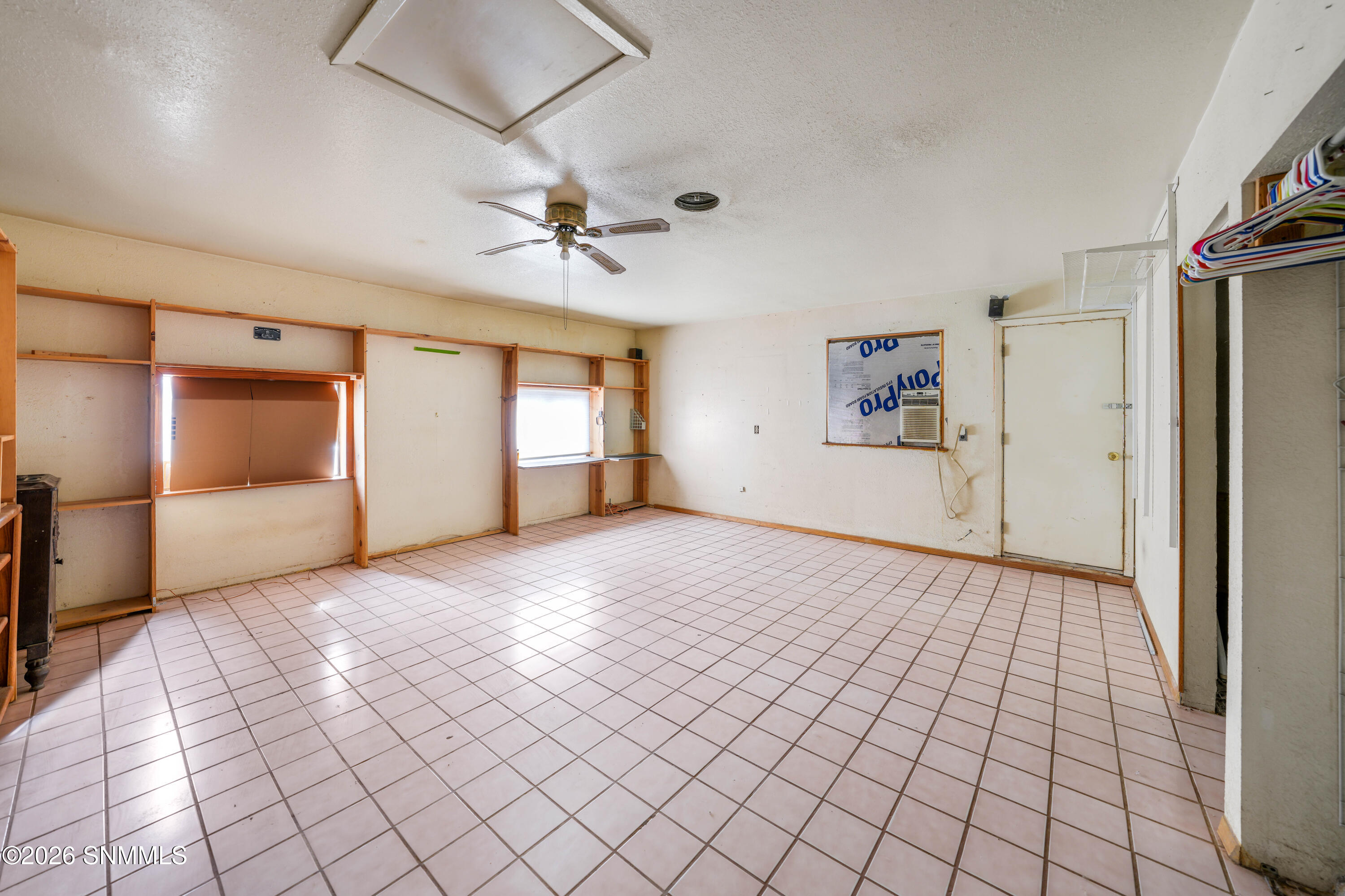 5013 Redland Drive Property Photo 8