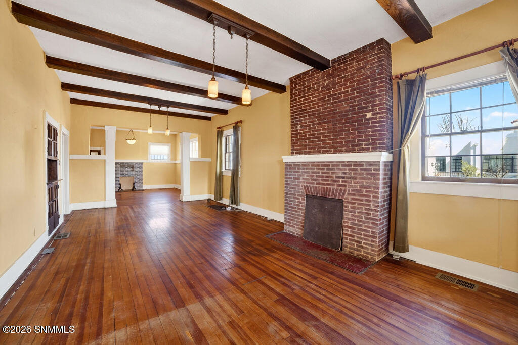 733 N Reymond Property Photo 3