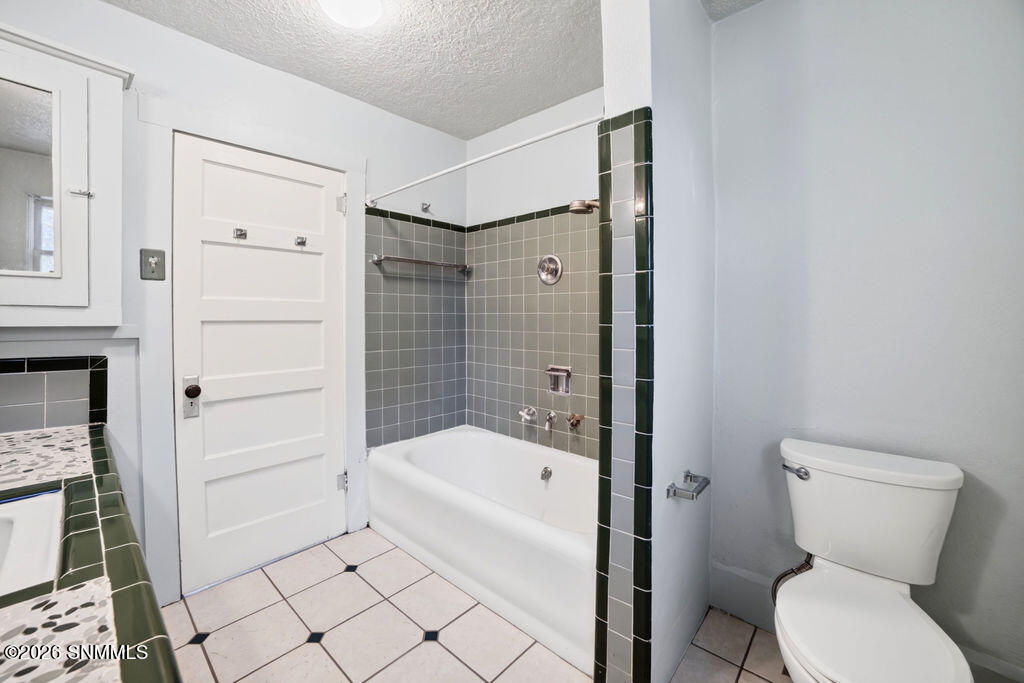 733 N Reymond Property Photo 28