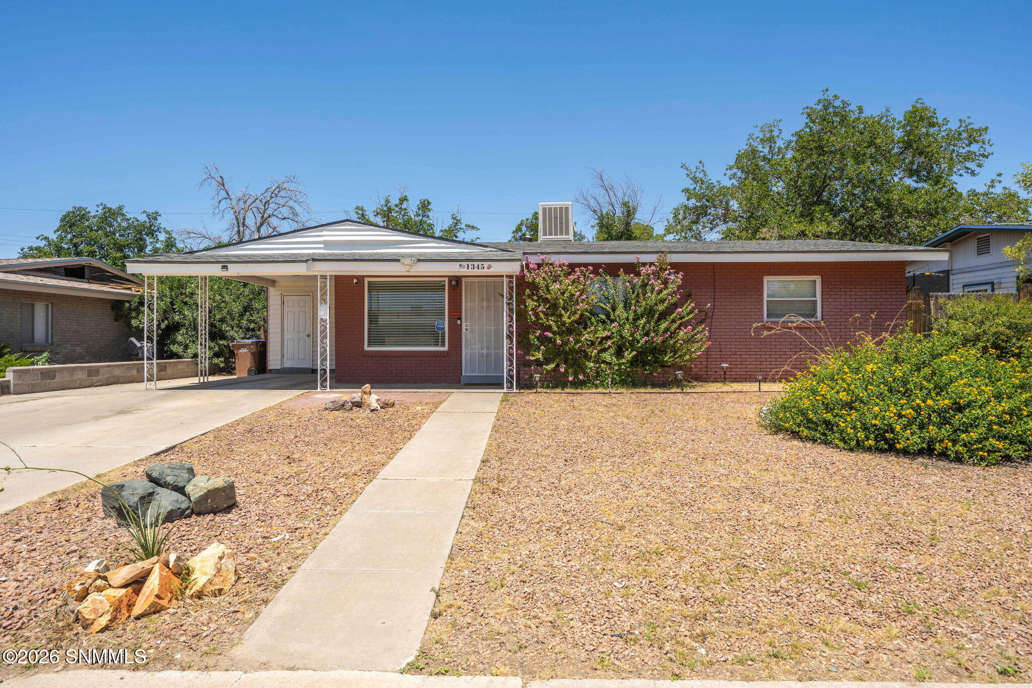 1345 Myrtle Avenue Property Photo 1