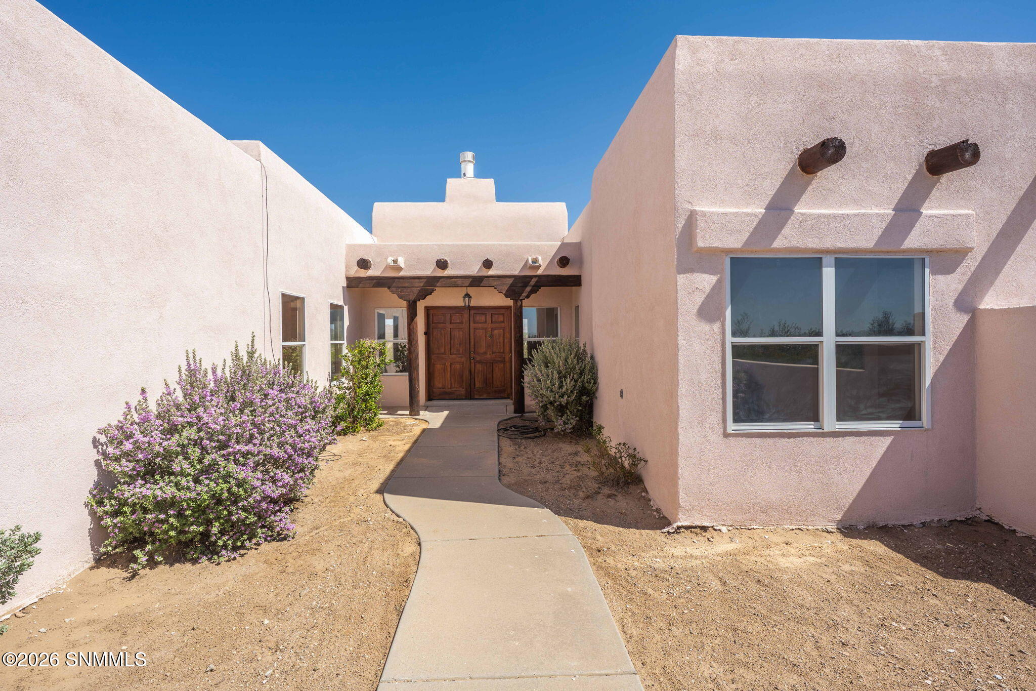 1900 Desert Ridge Rise Road Property Photo 4