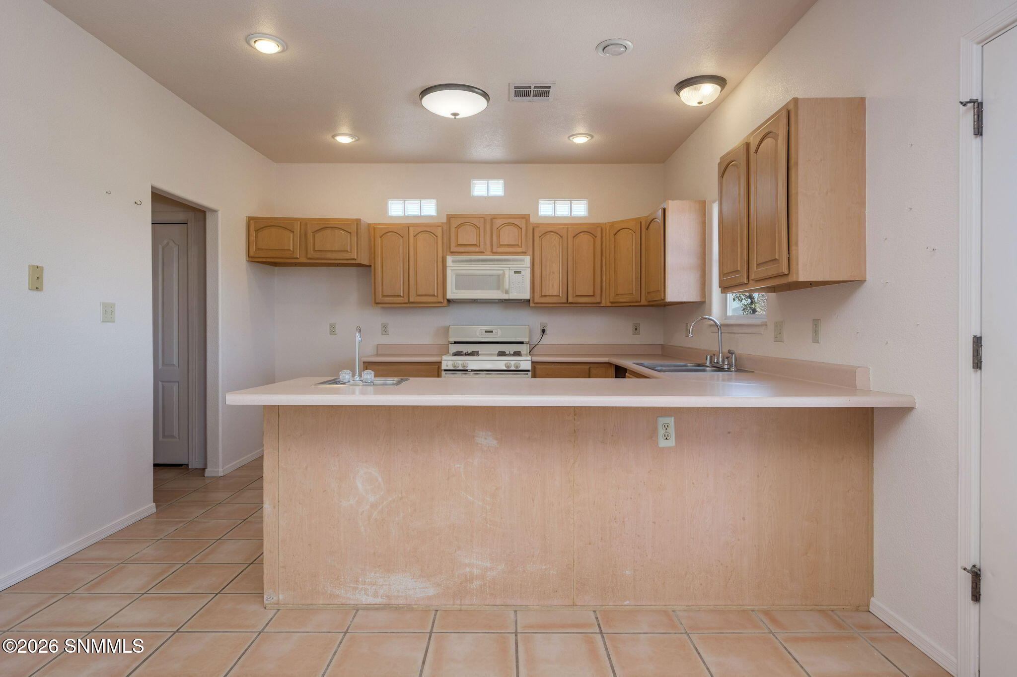 1900 Desert Ridge Rise Road Property Photo 16