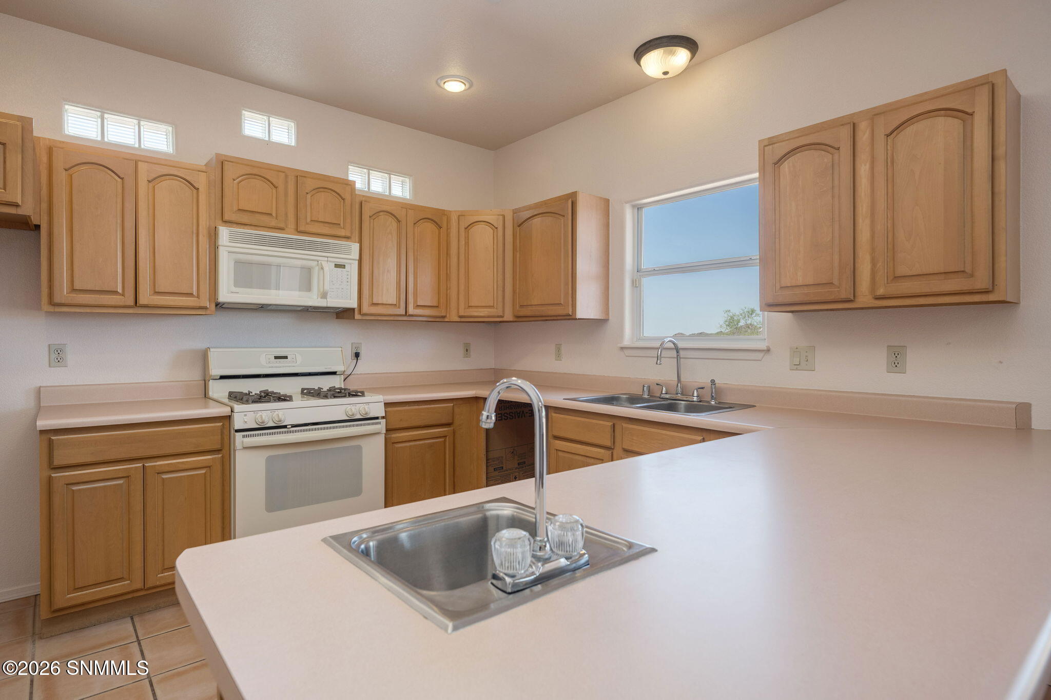 1900 Desert Ridge Rise Road Property Photo 17