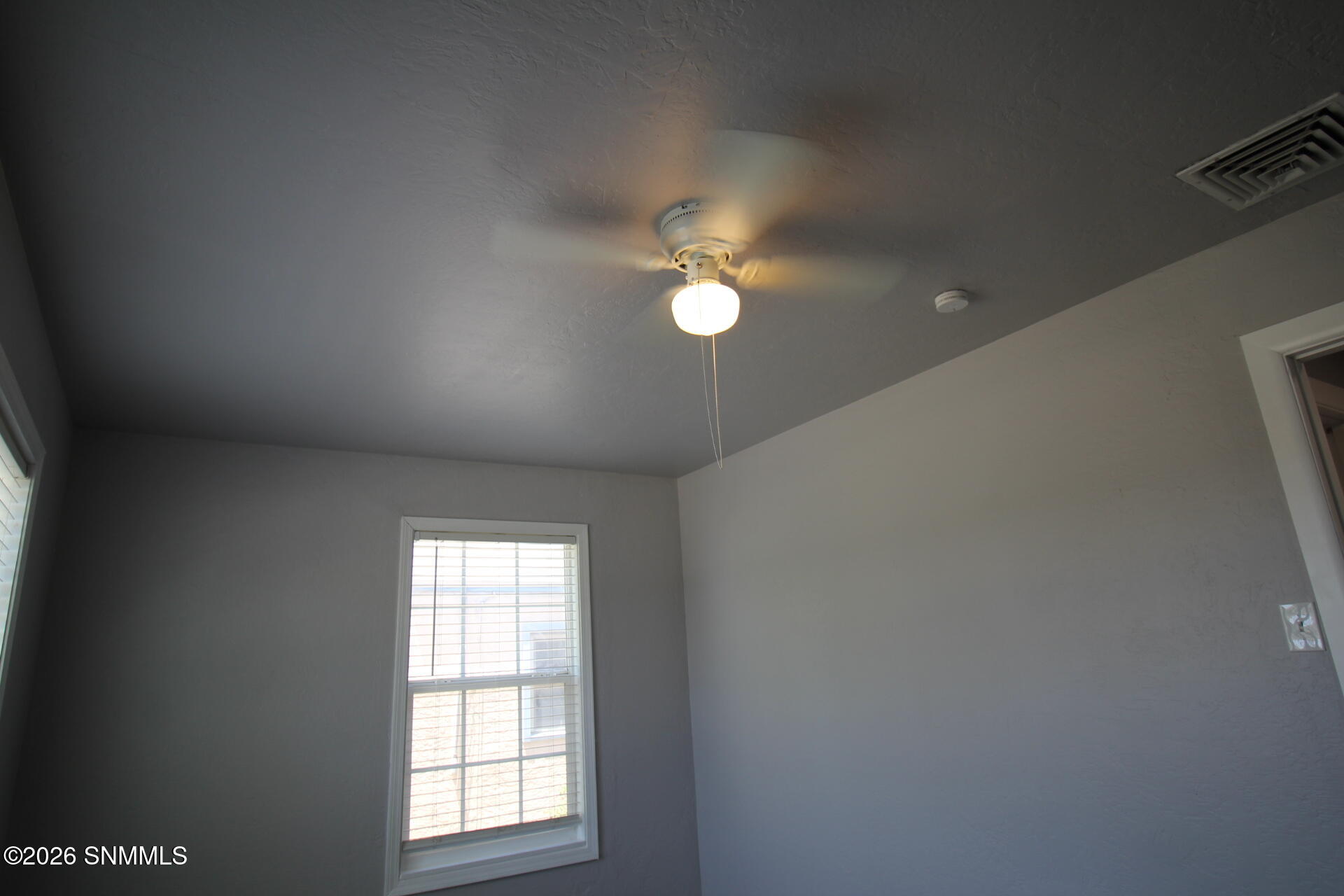 1613 W Walnut Street Property Photo 33