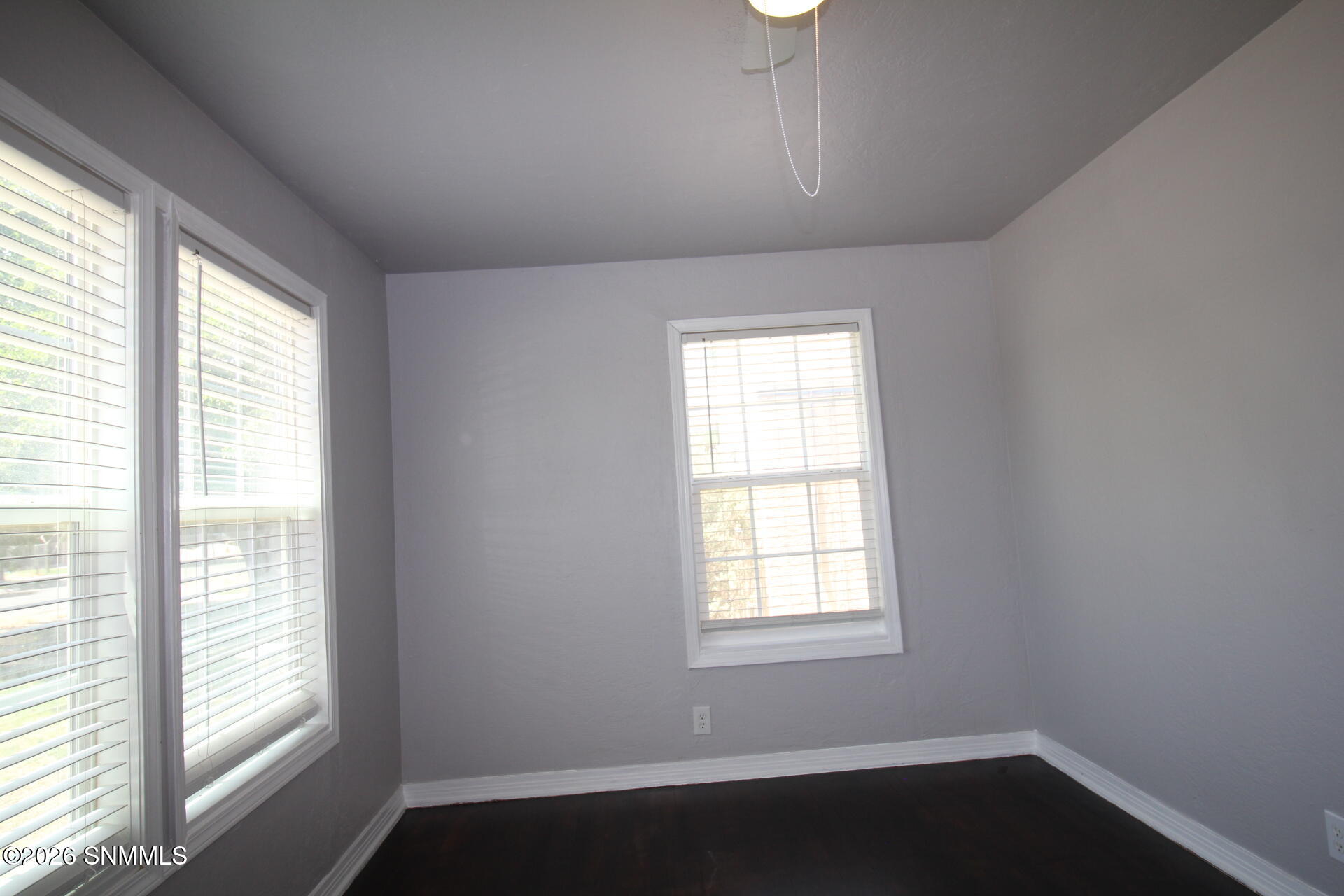 1613 W Walnut Street Property Photo 35