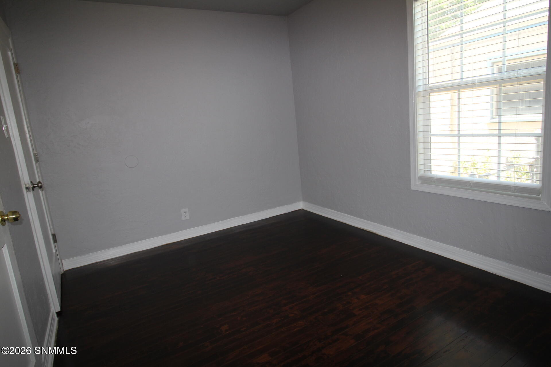 1613 W Walnut Street Property Photo 38