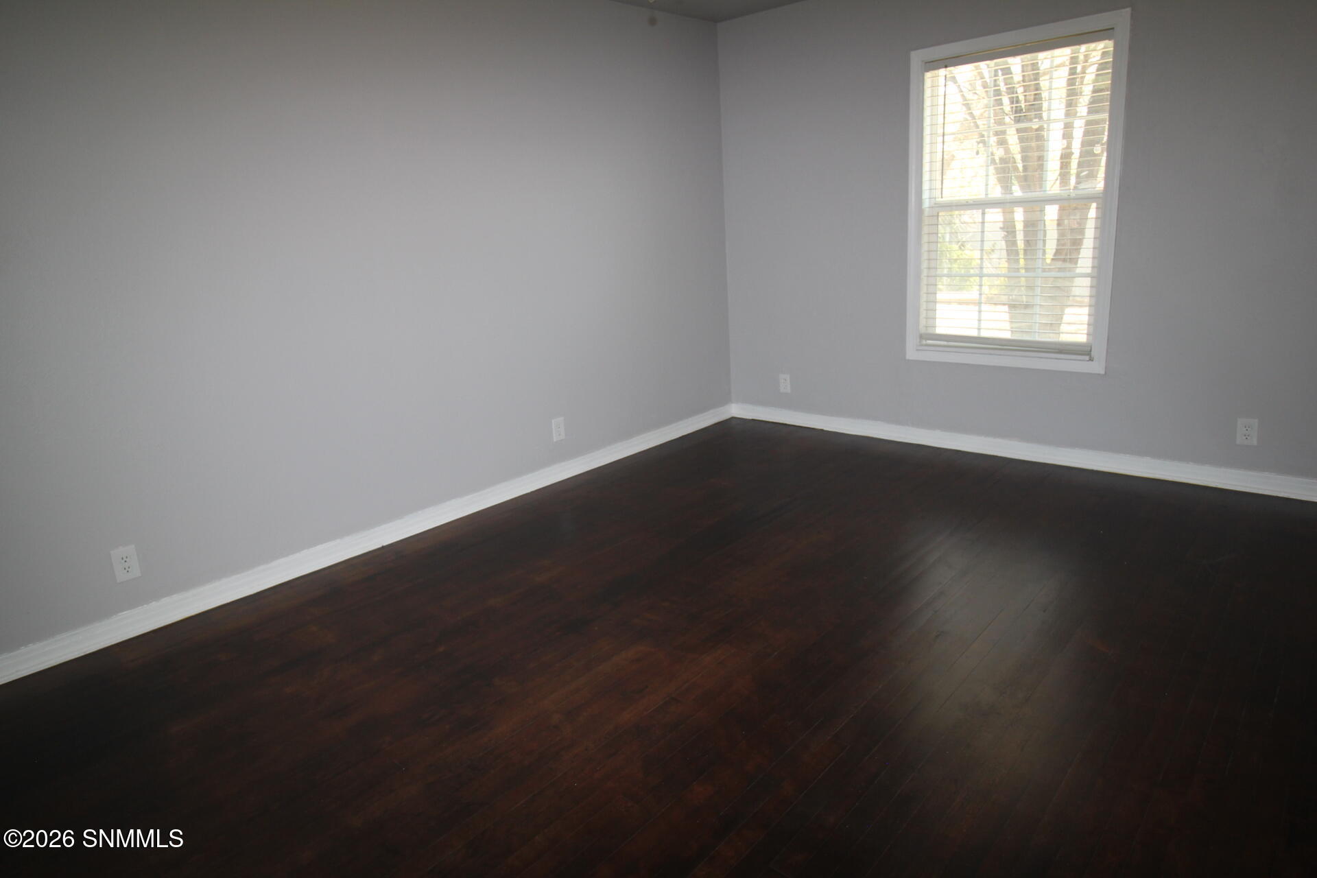 1613 W Walnut Street Property Photo 58