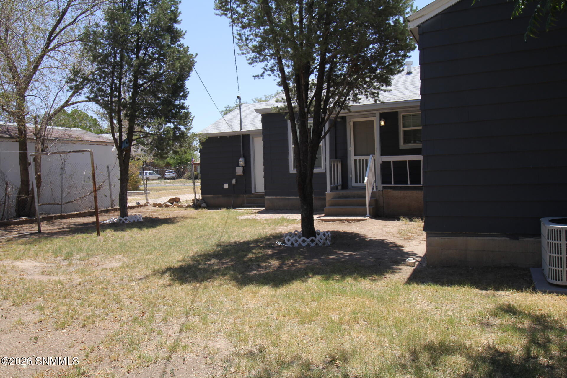 1613 W Walnut Street Property Photo 74
