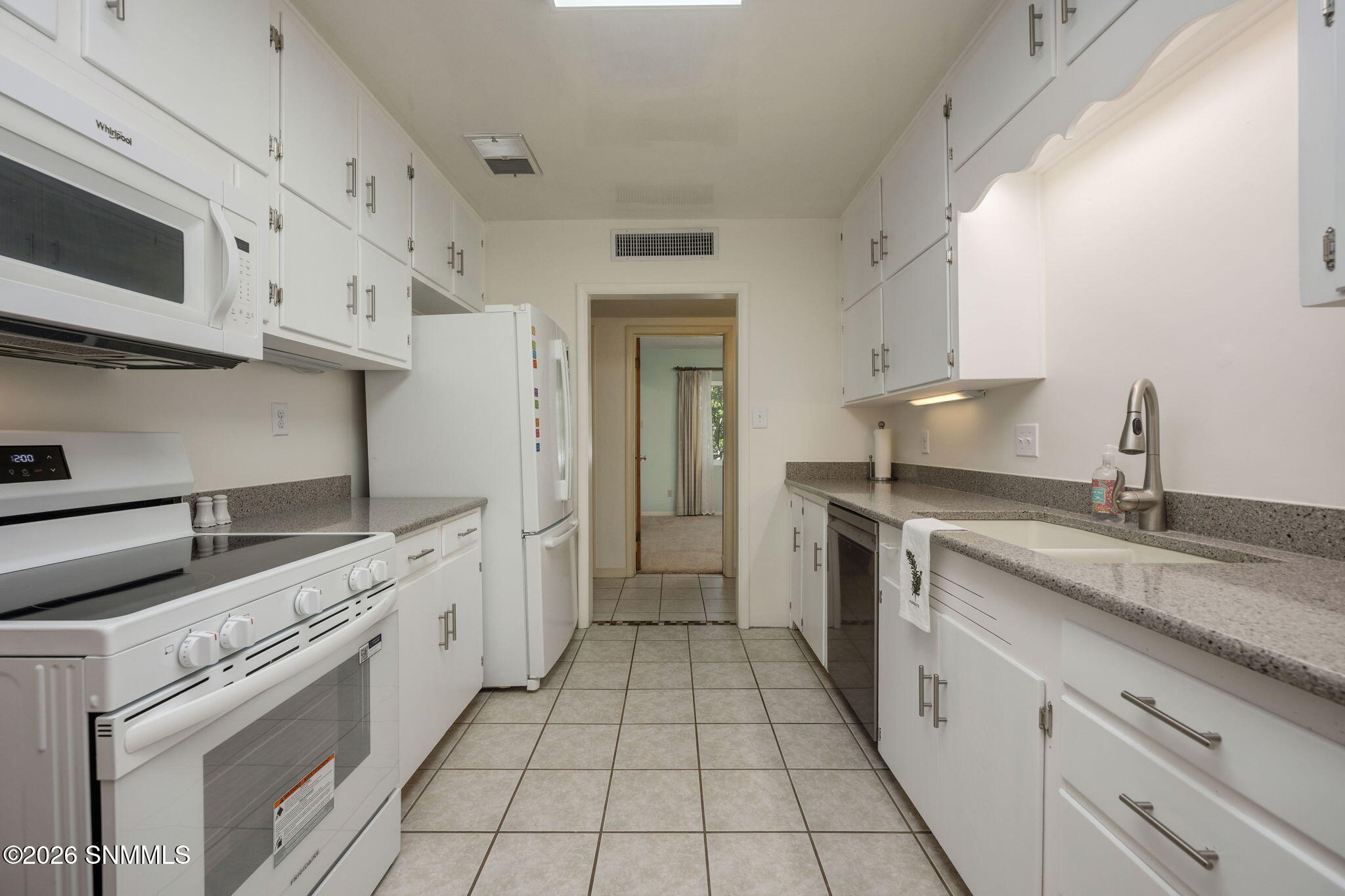 415 Milton Avenue Property Photo 7