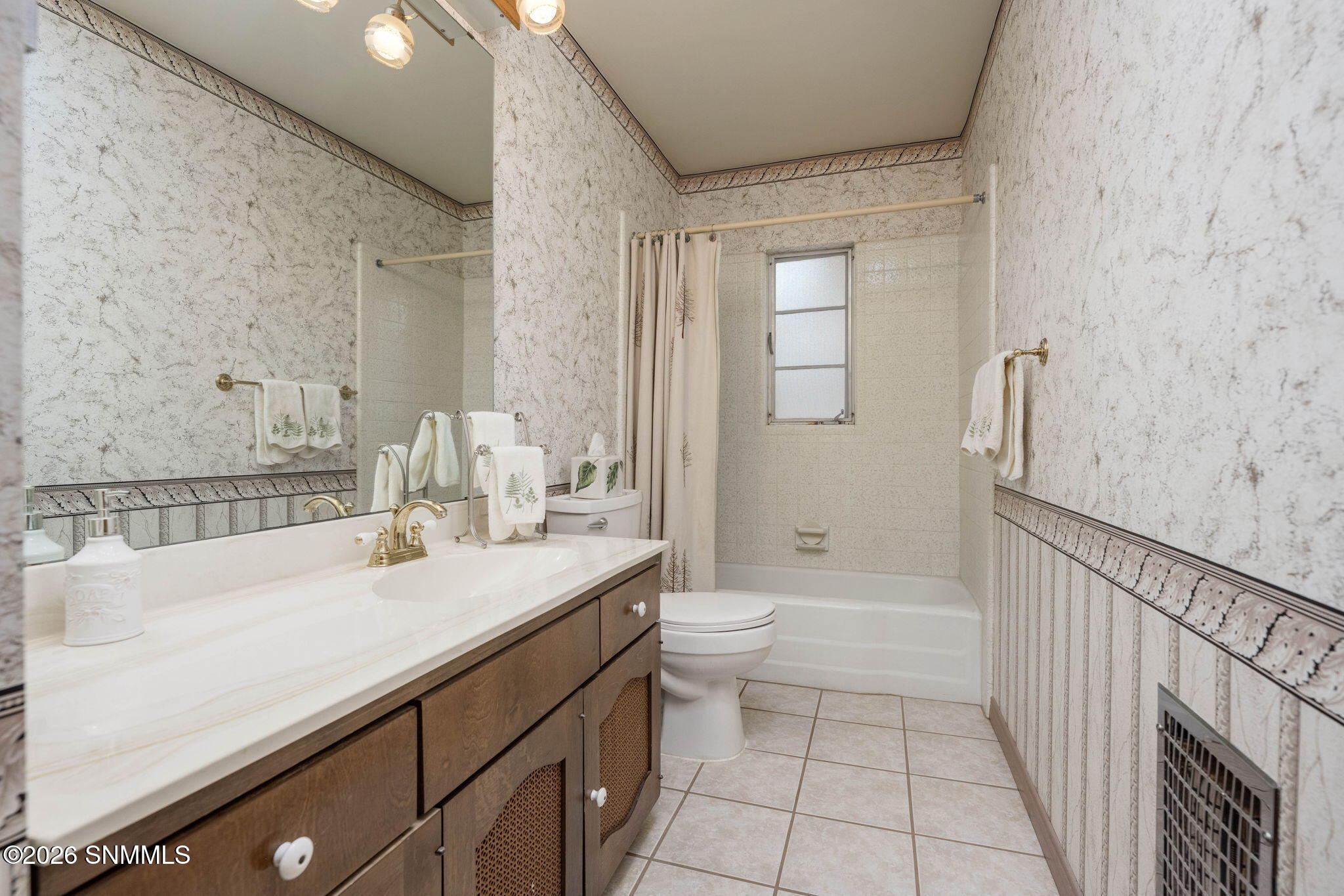415 Milton Avenue Property Photo 21