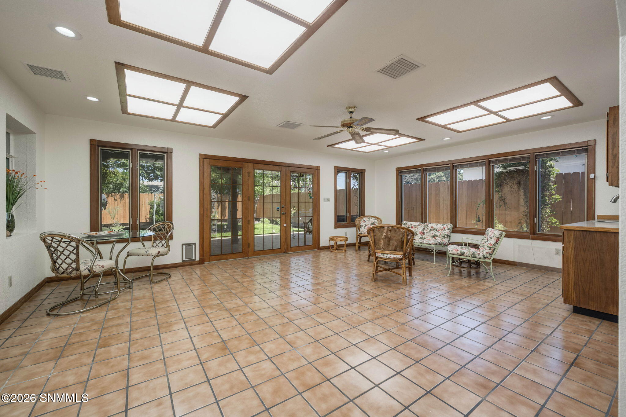 415 Milton Avenue Property Photo 23