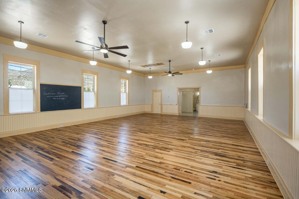 15890 B Street Property Photo 6