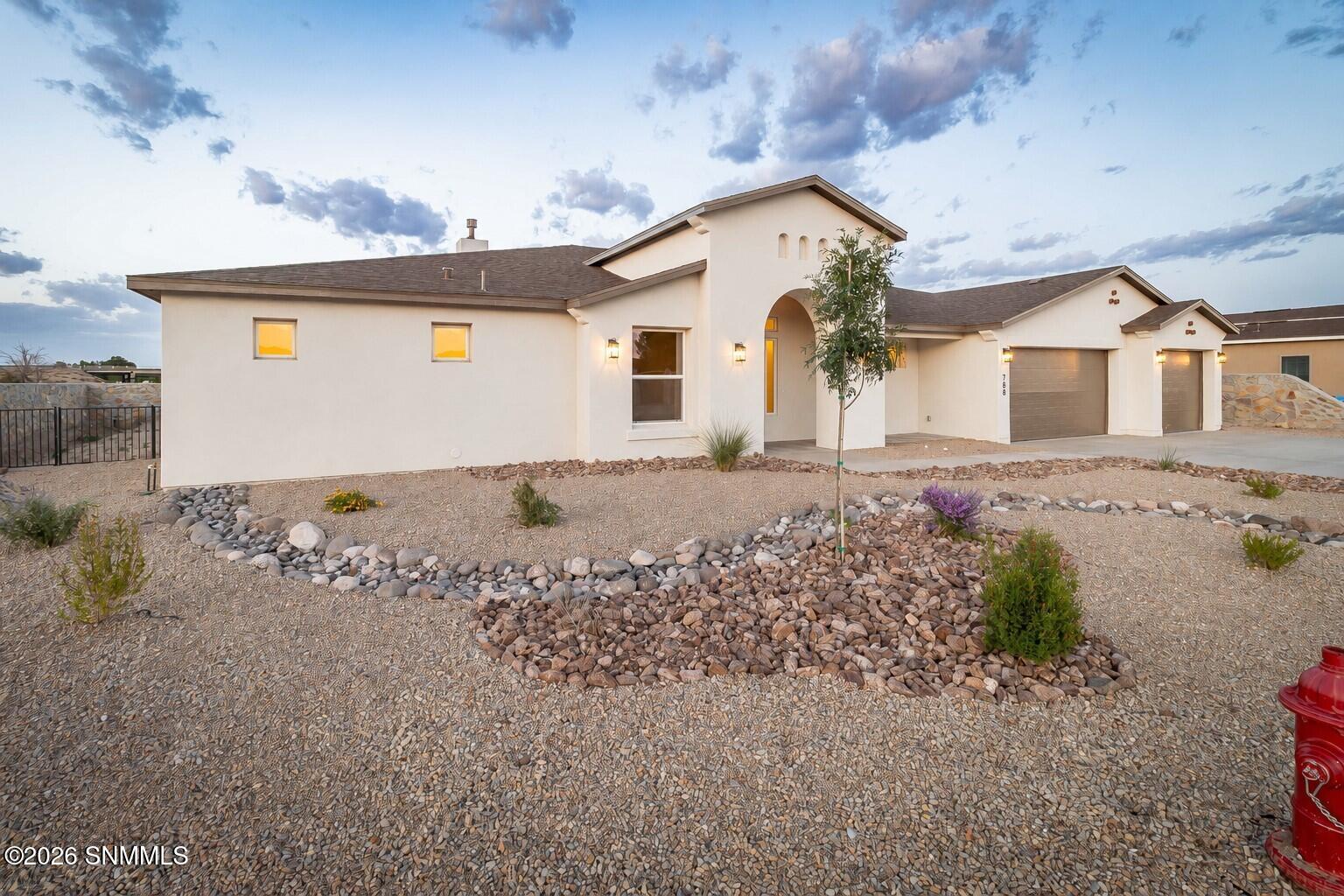 788 Basha Arc Property Photo 1